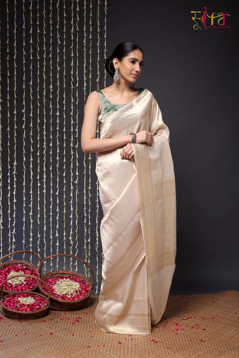 Handloom Cream Pure Silk Tanchoi Saree