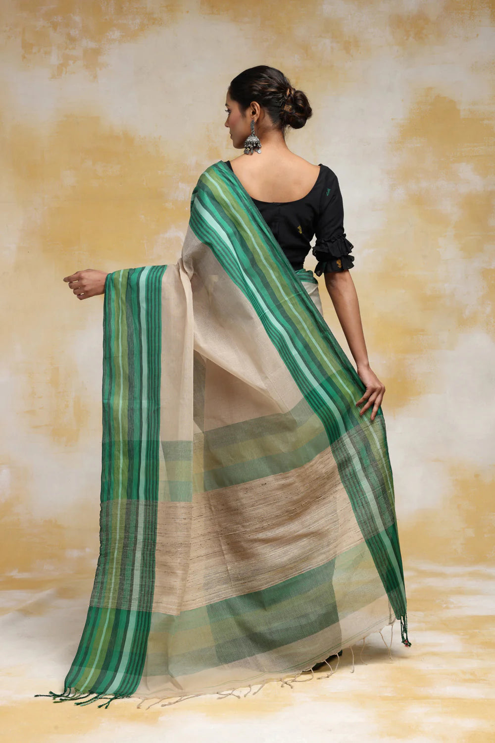 Handloom Beige Pure Cotton Saree With Green Border