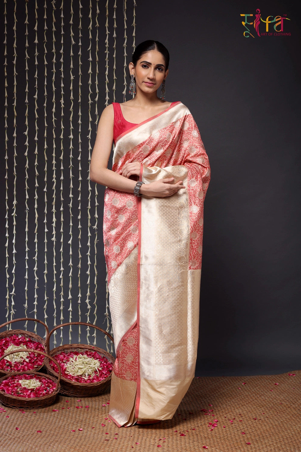 Handloom Cream And Red Pure Silk Tanchoi Saree