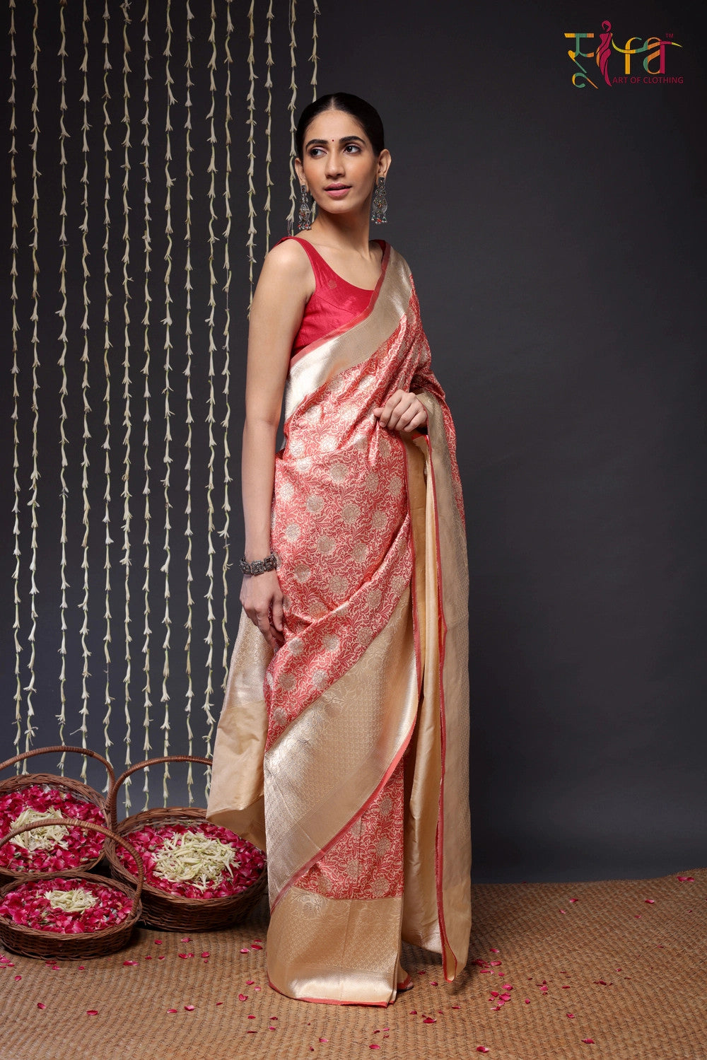 Handloom Cream And Red Pure Silk Tanchoi Saree