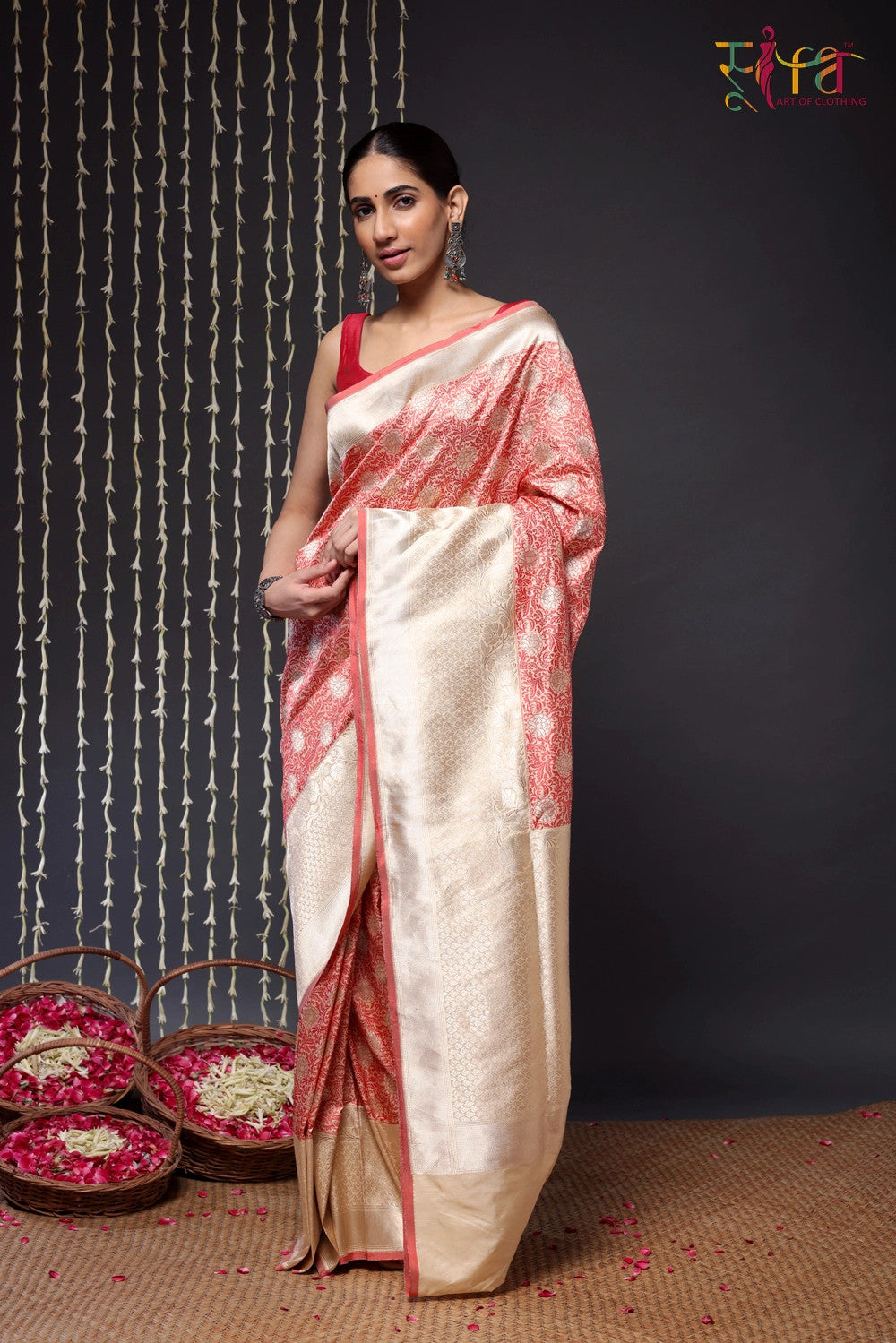 Handloom Cream And Red Pure Silk Tanchoi Saree