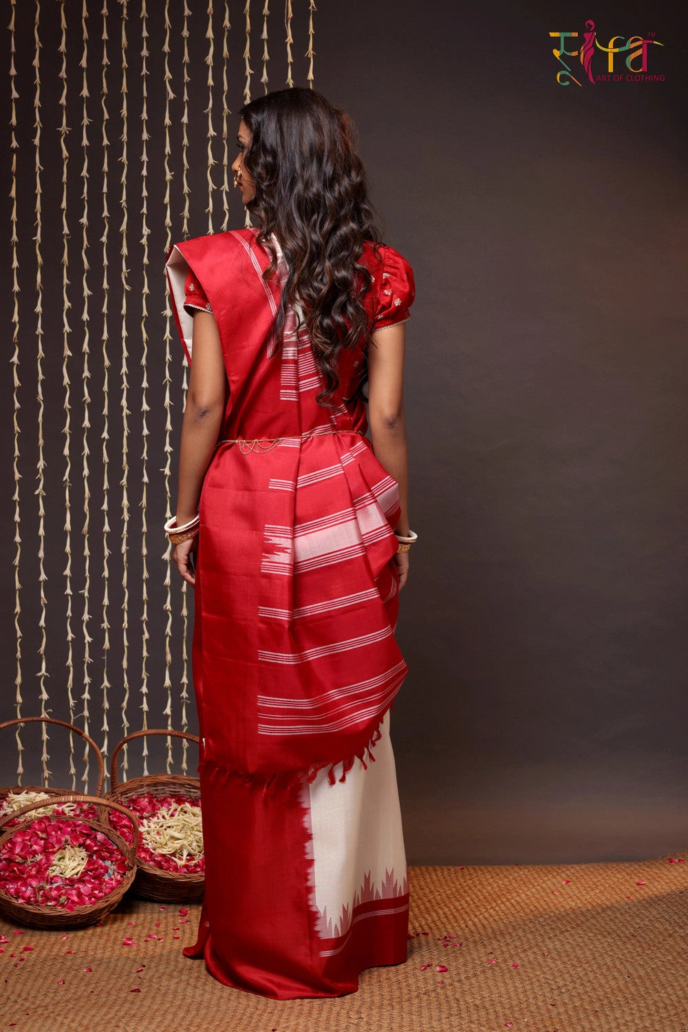 Handloom Cream Pure Silk Laal Paad Saree