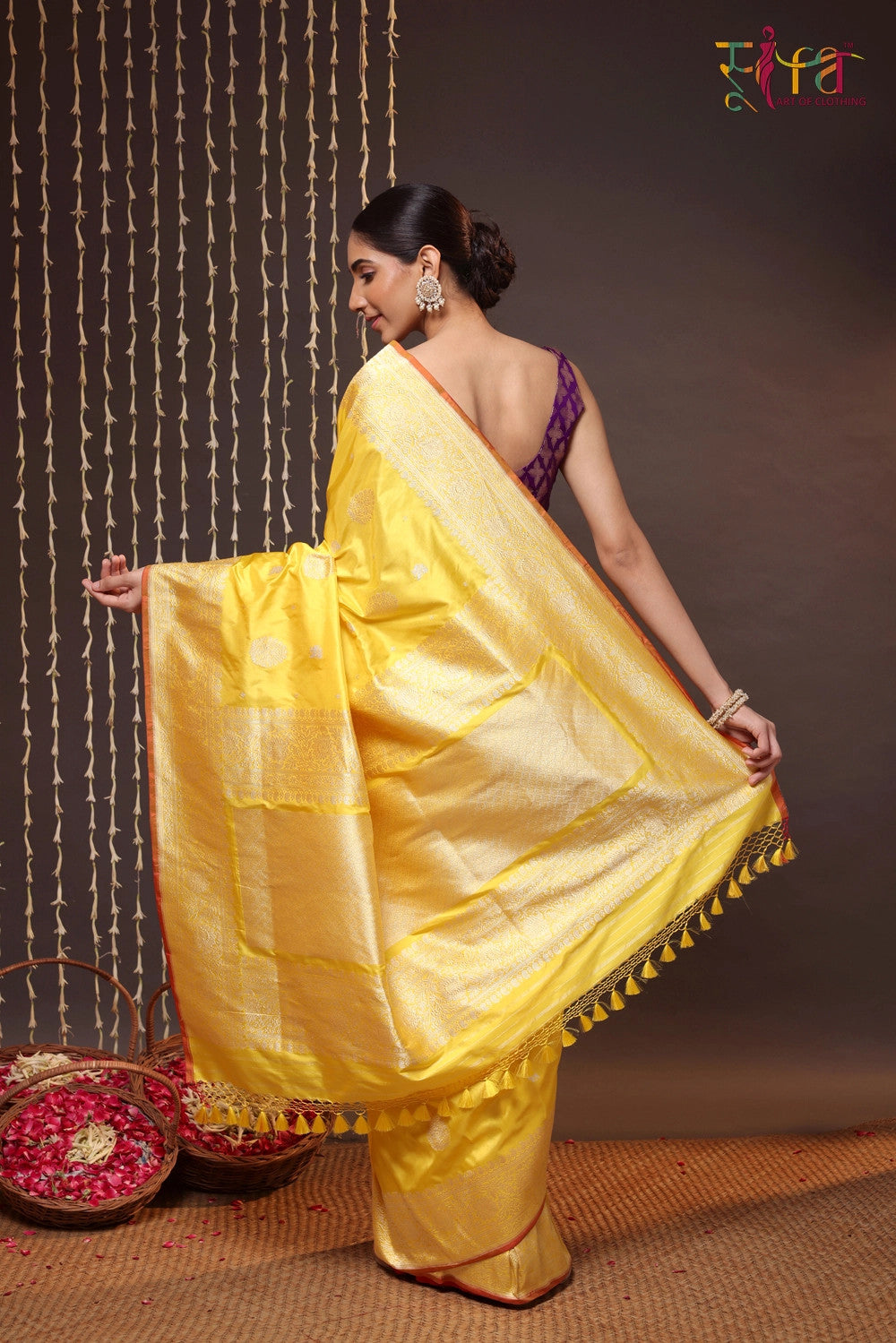 Sunshine Yellow Handloom Pure Silk Banarasi Saree With Kadhwa Boder And Pallu