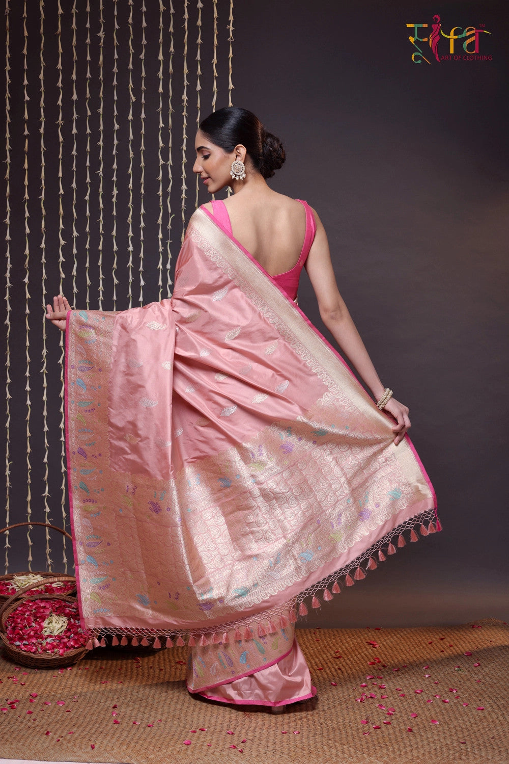 Pastel Pink Pure Silk Banarasi Saree With Kadhwa Boder And Pallu