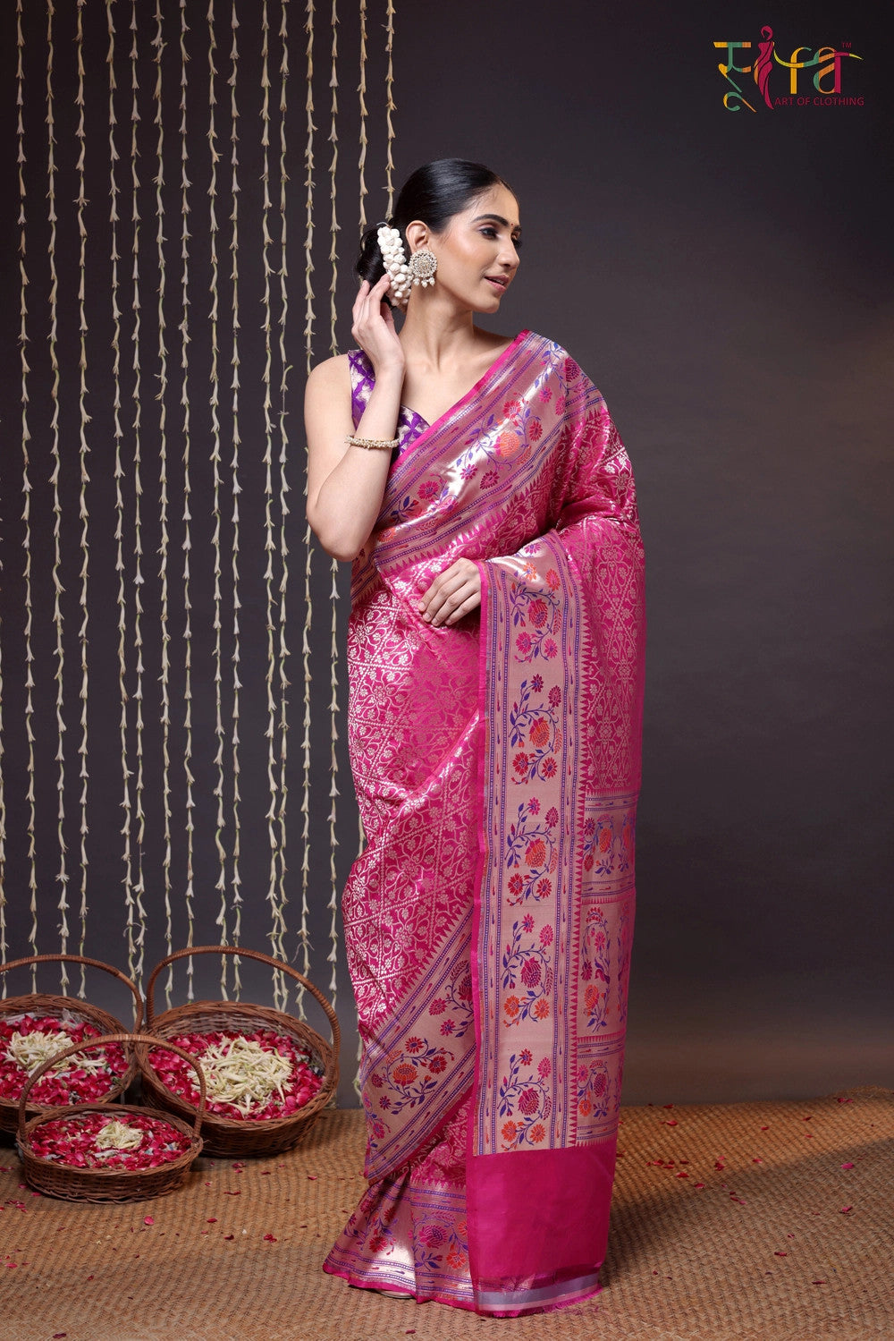 Magenta Handloom Pure Silk Banarasi Paithani Saree