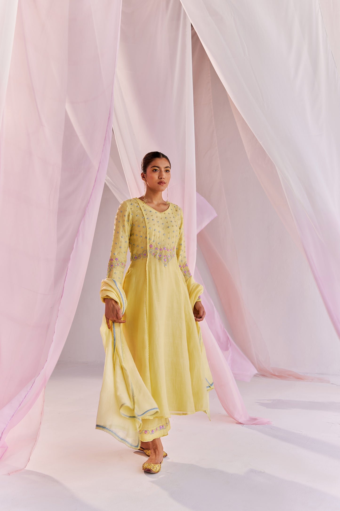 Alara Yellow Silk Chanderi Hand Embroidered Kurta Set