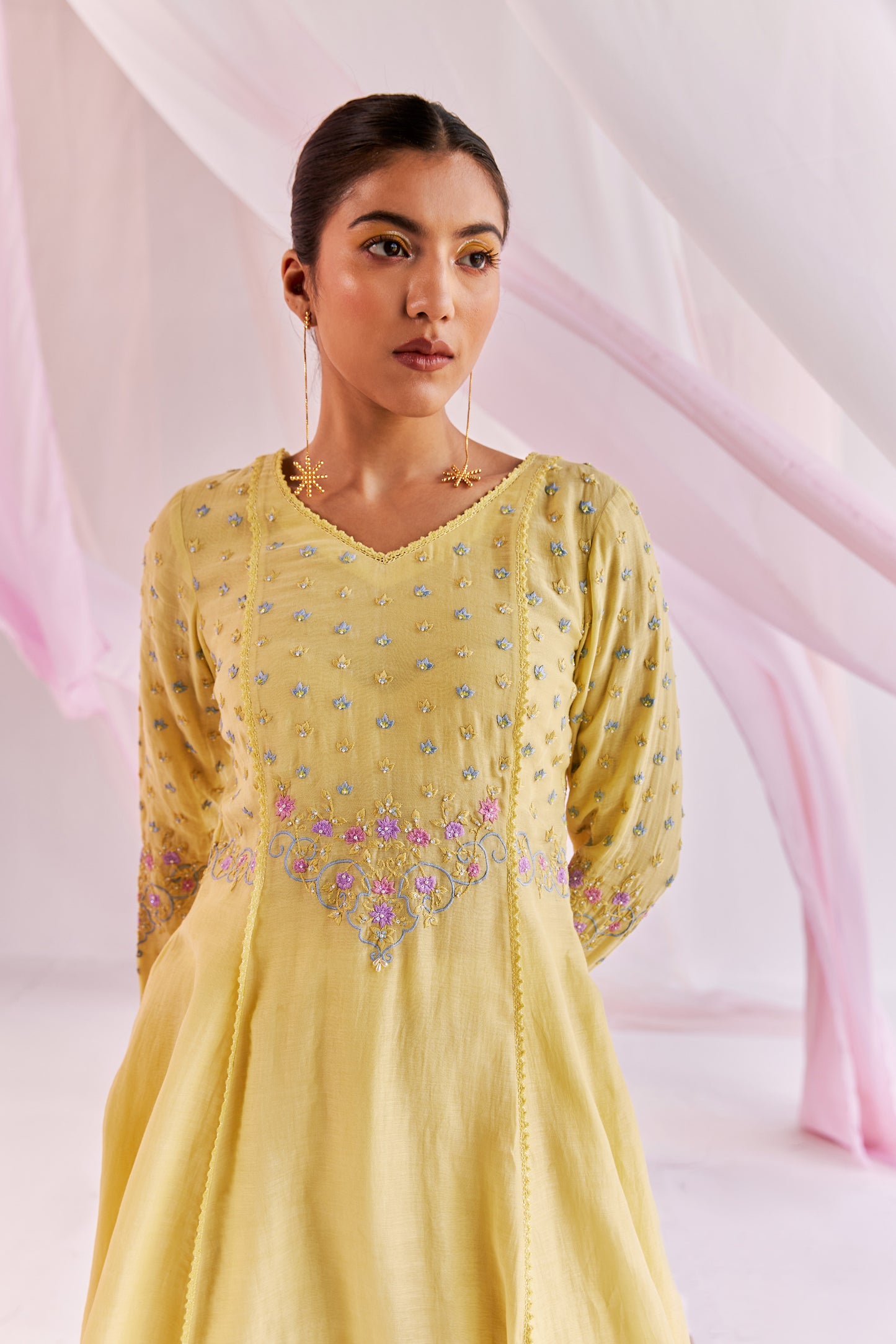 Alara Yellow Silk Chanderi Hand Embroidered Kurta Set