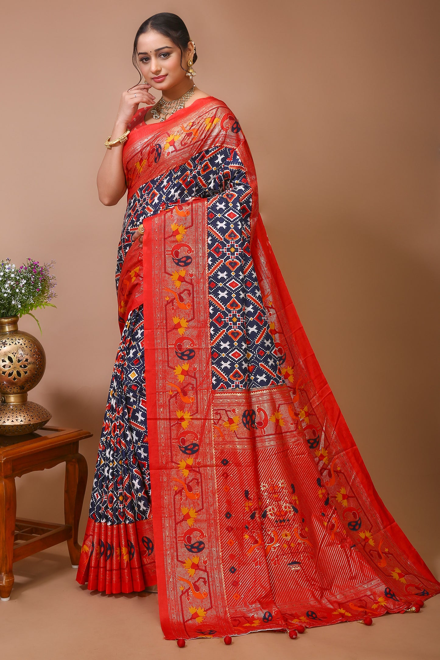 Dori Red Blue Silk Patola Print Saree