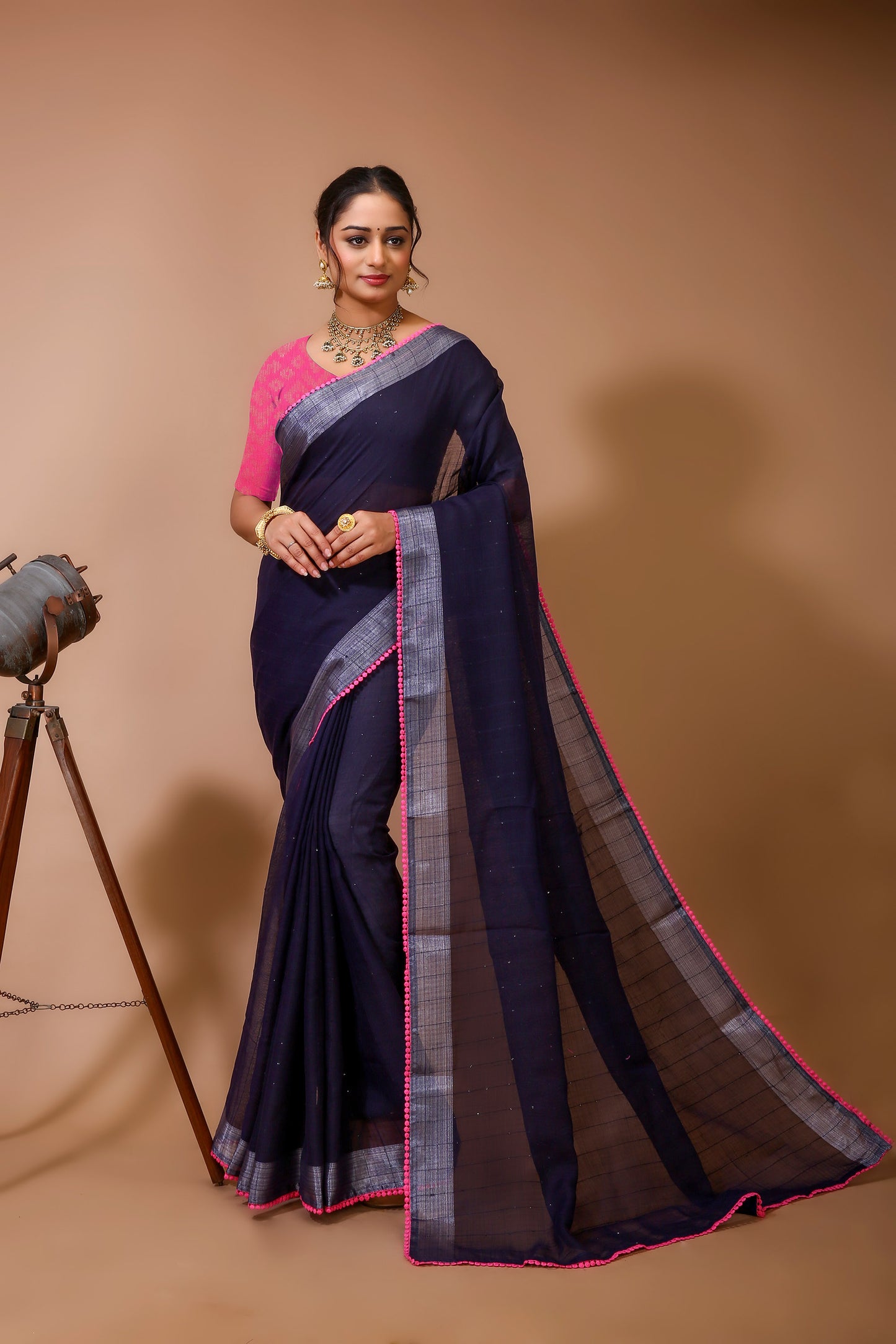 Dori Blue Pink Linen Silk Saree