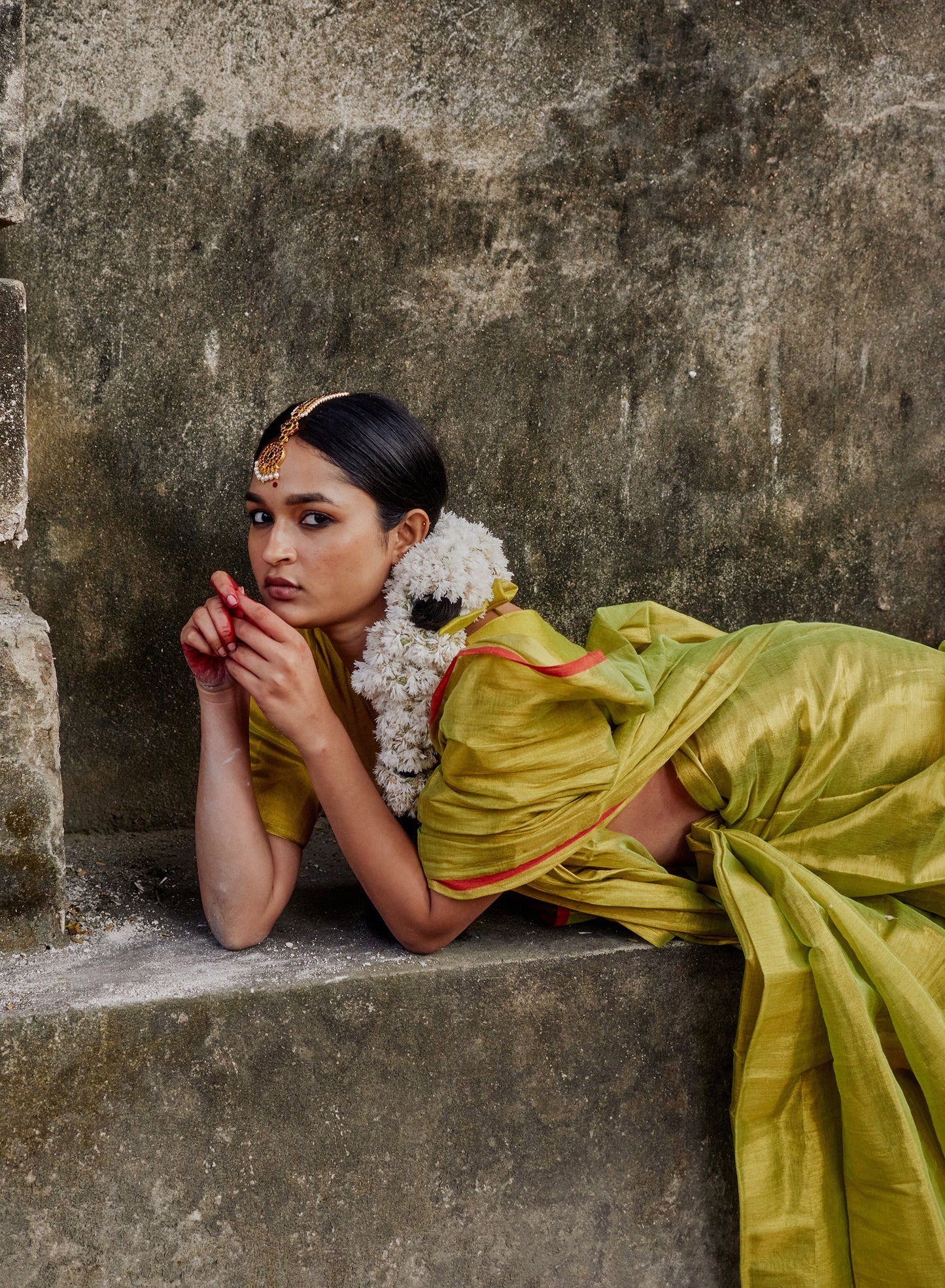 Kapittha I Neon green tissue saree