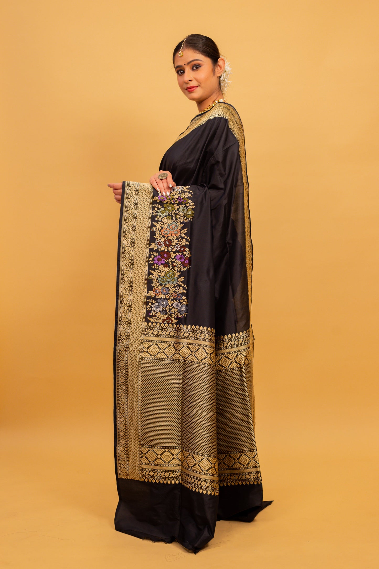 Black Saree Katan Silk Handwoven - Panaya