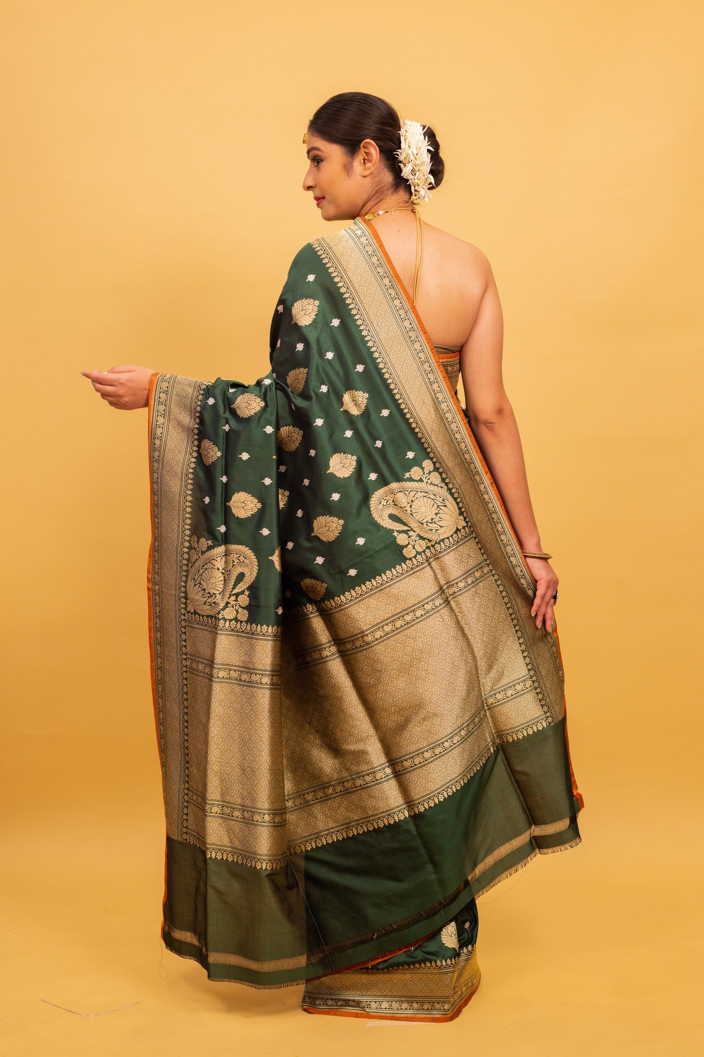 Bottle Green Saree Katan Silk Handwoven - Panaya