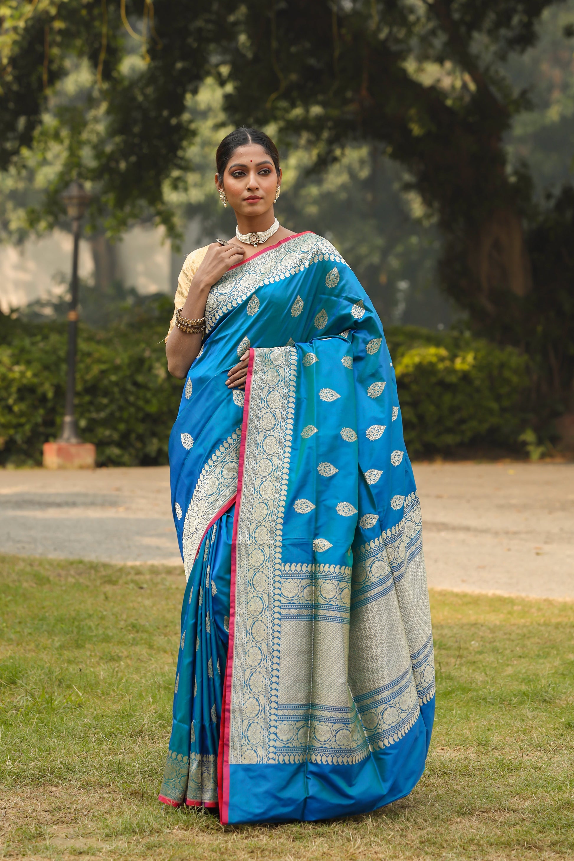 Morkanthi Katan Pure Silk Kadwa Saree - Panaya