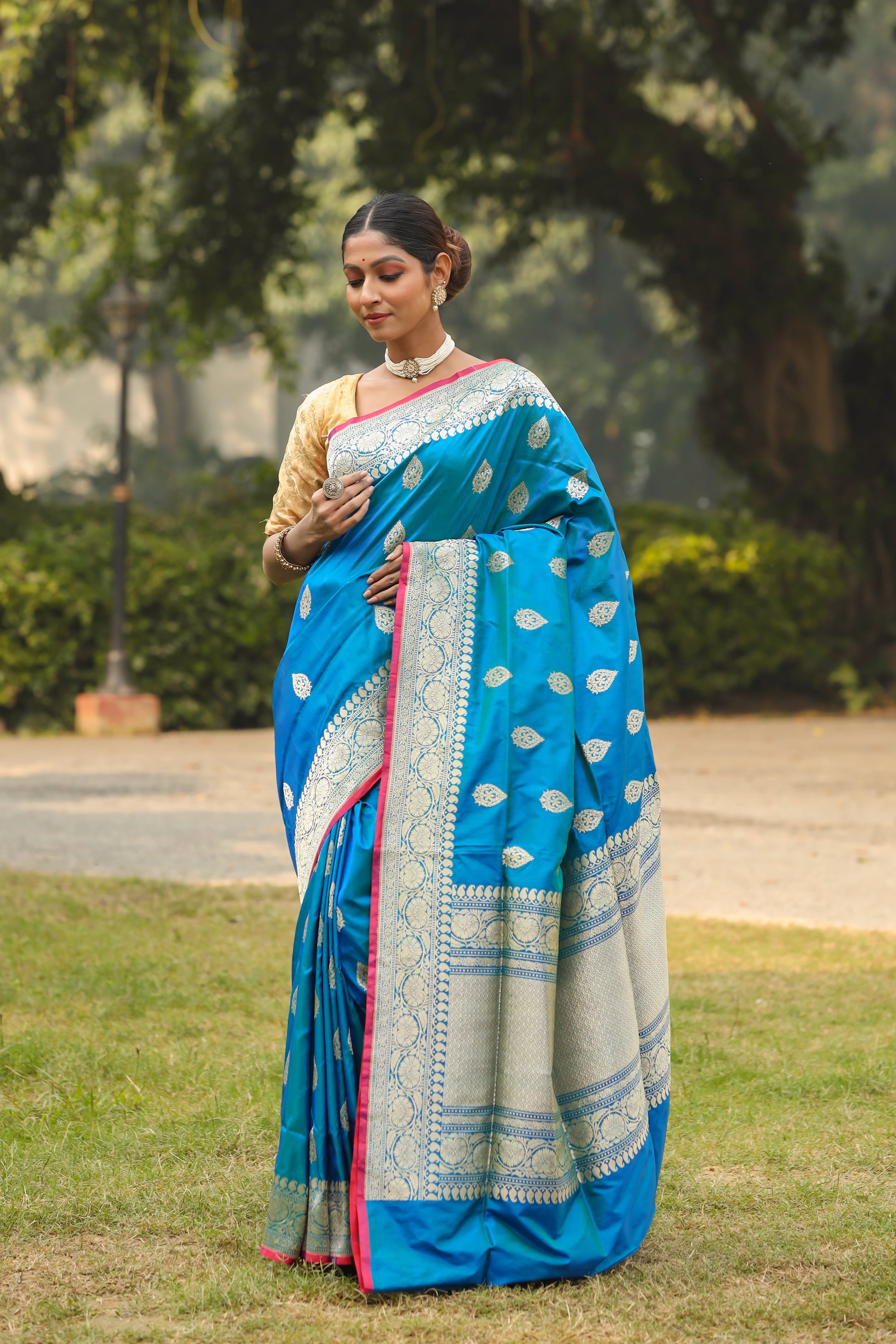 Morkanthi Katan Pure Silk Kadwa Saree - Panaya