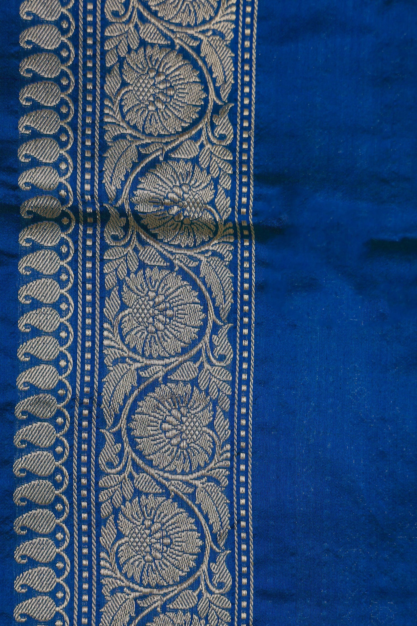 Morkanthi Katan Pure Silk Kadwa Saree