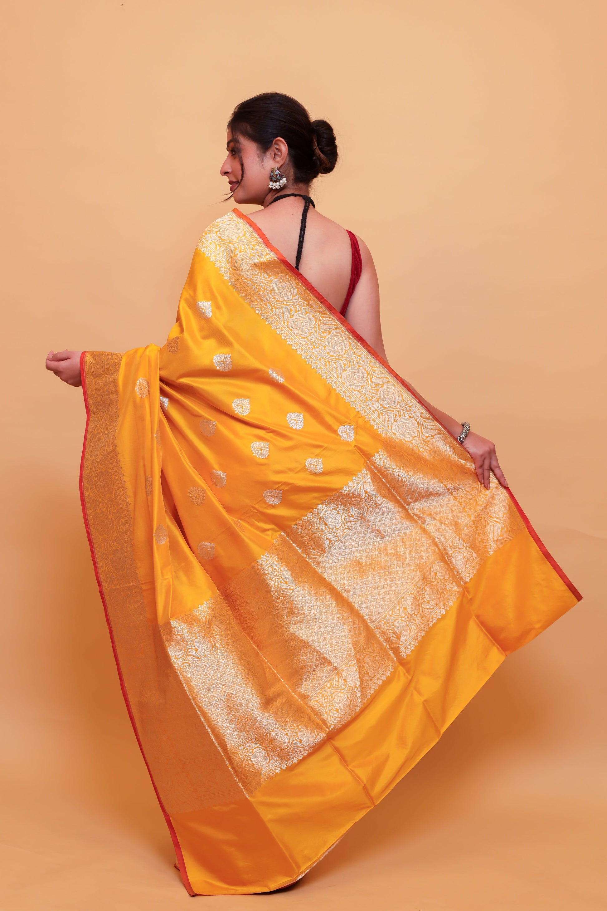 Mustard Katan Pure Silk Kadwa Saree - Panaya