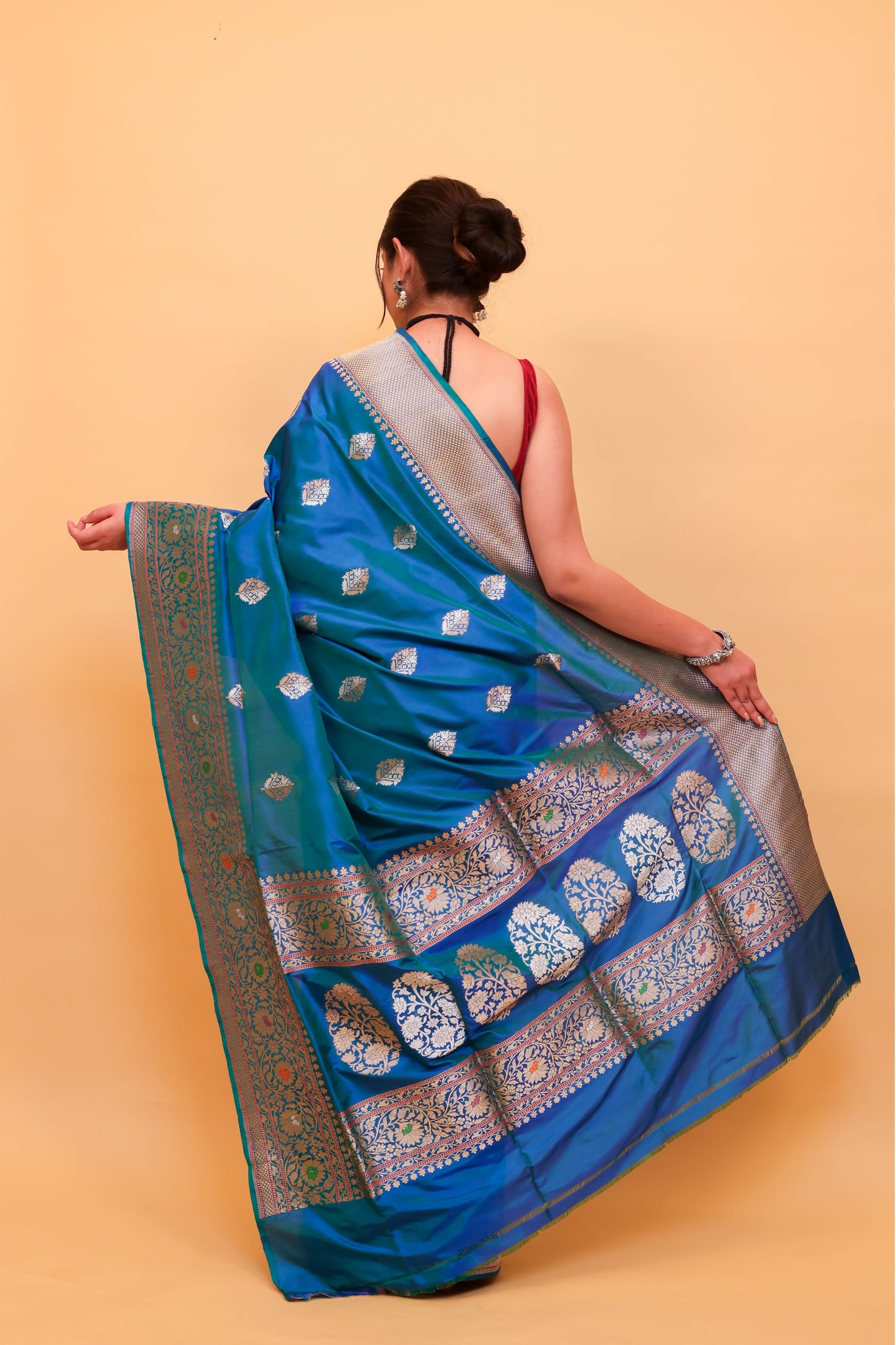 Morkanthi Katan Pure Silk Kadwa Saree - Panaya