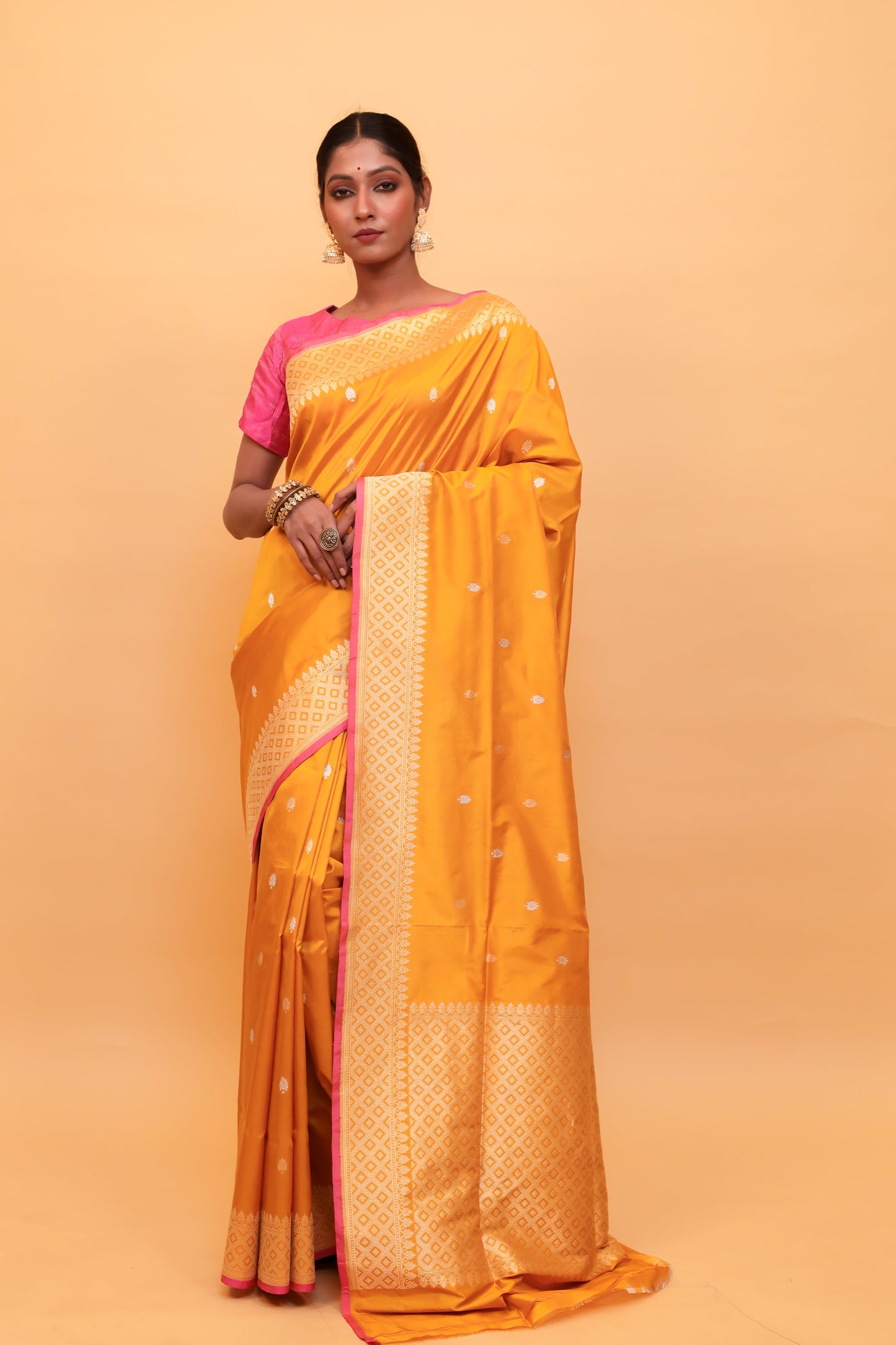 Mustard Katan Pure Silk Kadwa Saree - Panaya