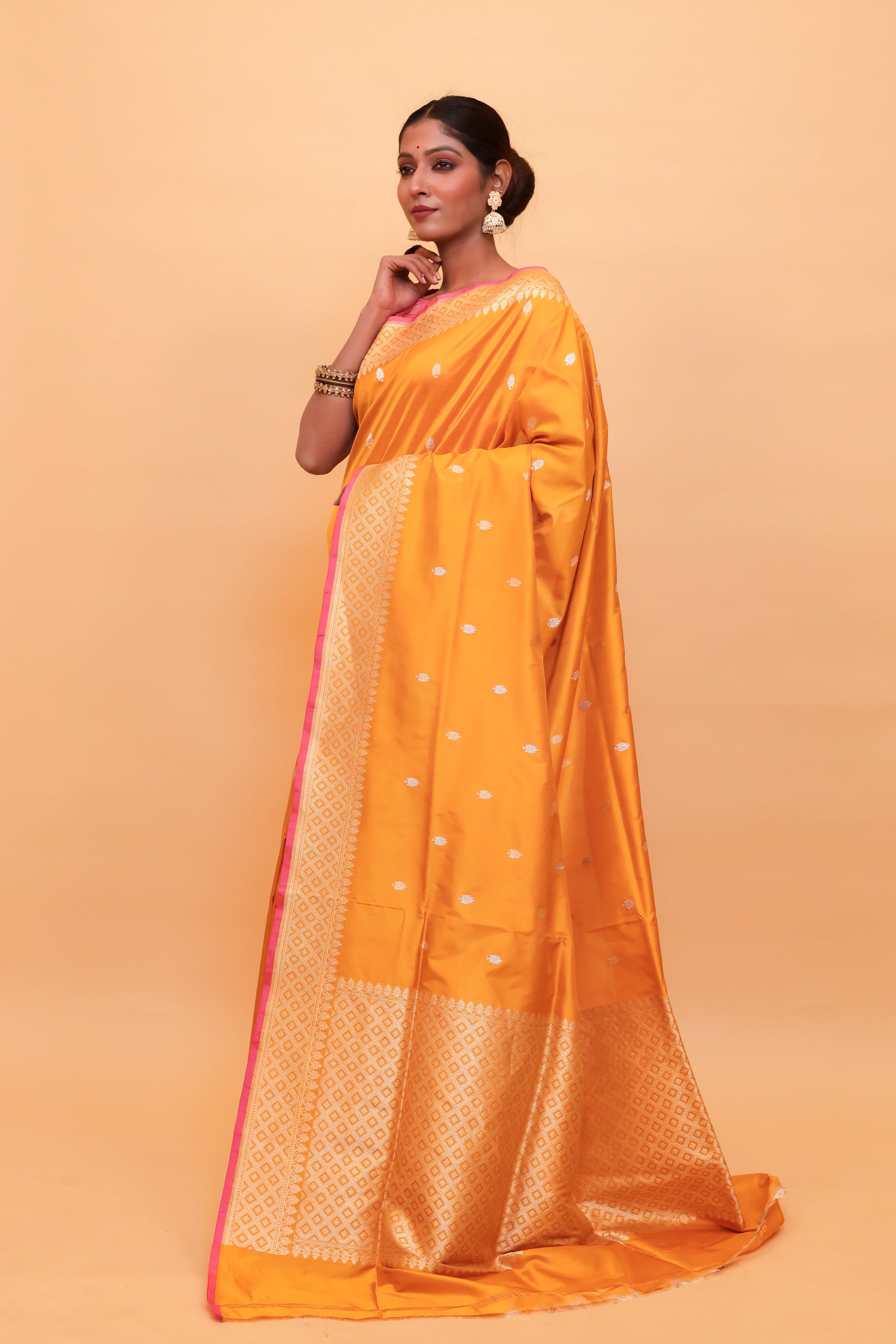 Mustard Katan Pure Silk Kadwa Saree - Panaya