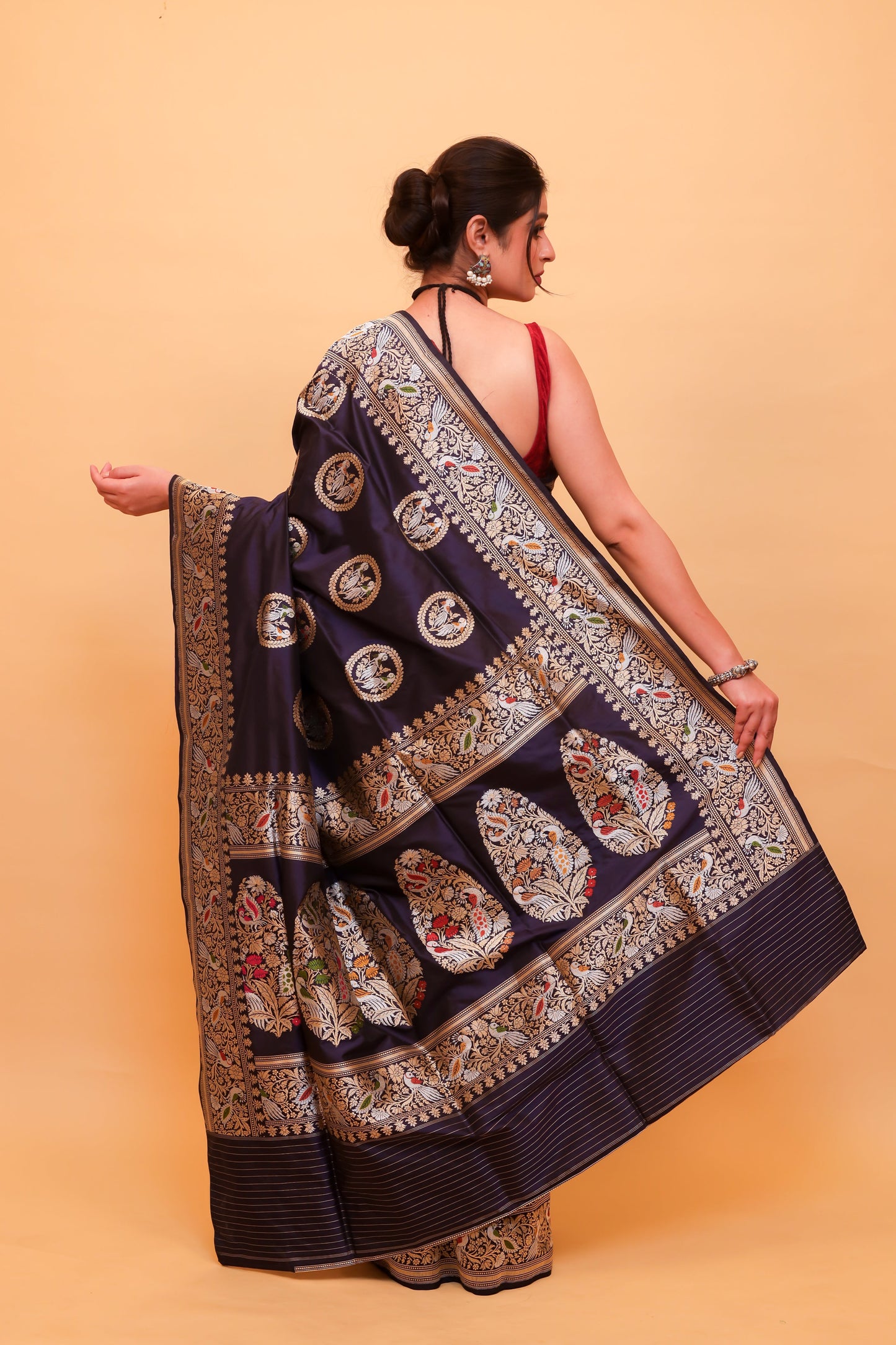 Navy Blue Katan Pure Silk Kadwa Saree - Panaya