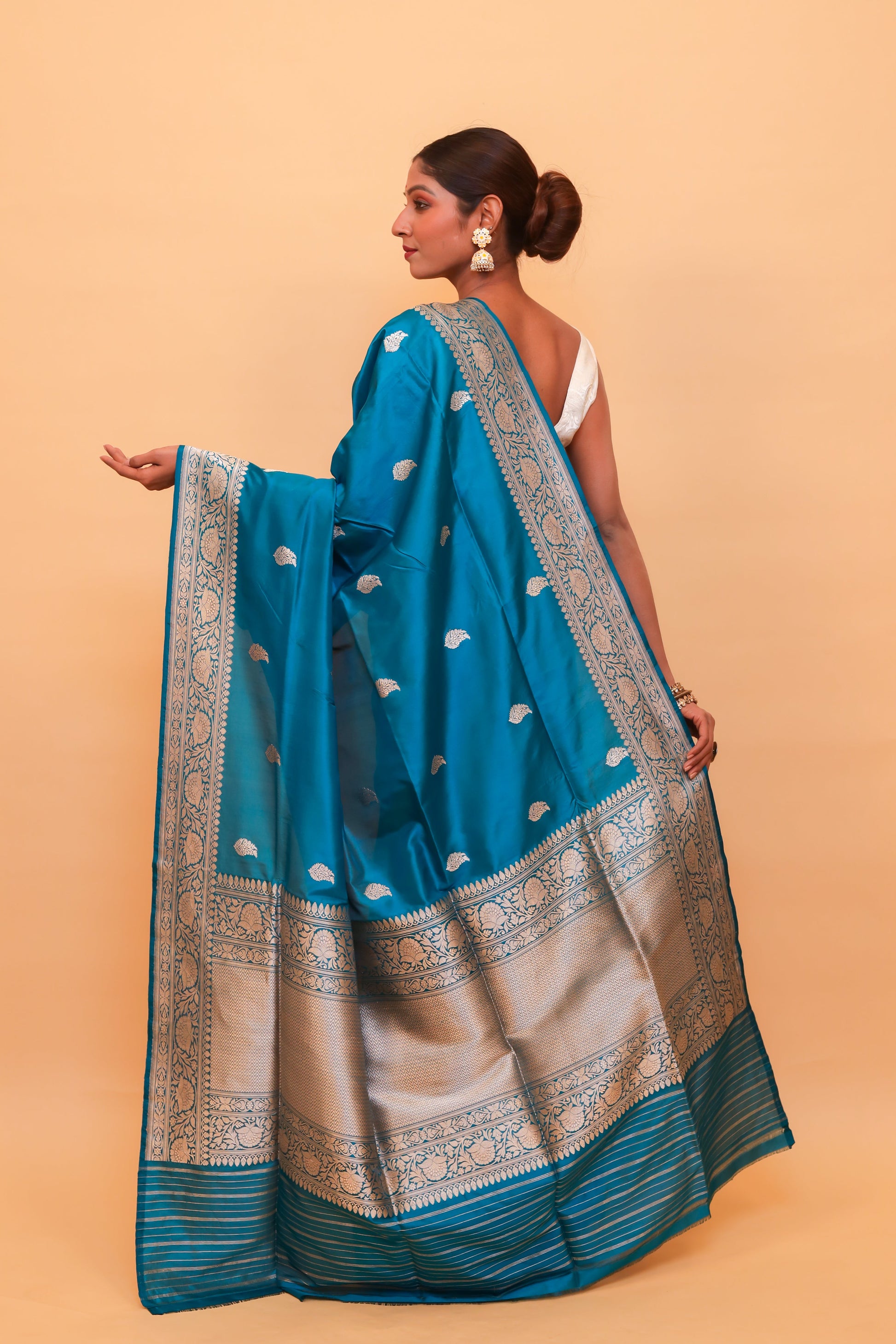 Teal  Katan Pure Silk Kadwa Saree - Panaya