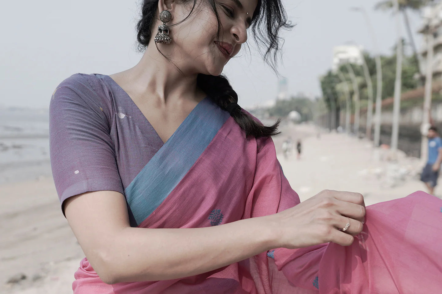 Handloom Rose Pink Pure Cotton Saree With Blue Border