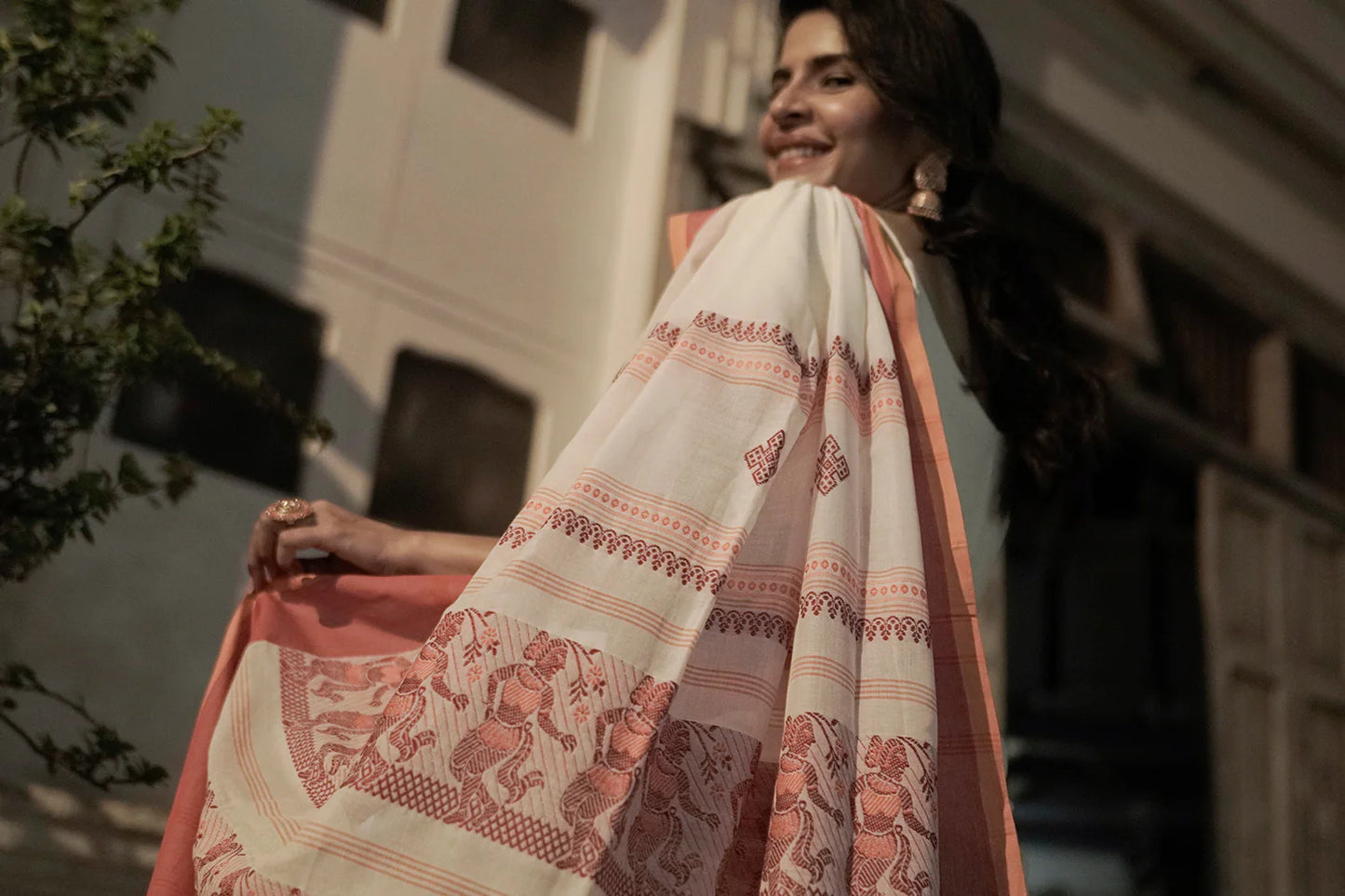 Handloom Cream Pure Cotton Baluchuri Saree With Red & Orange Border