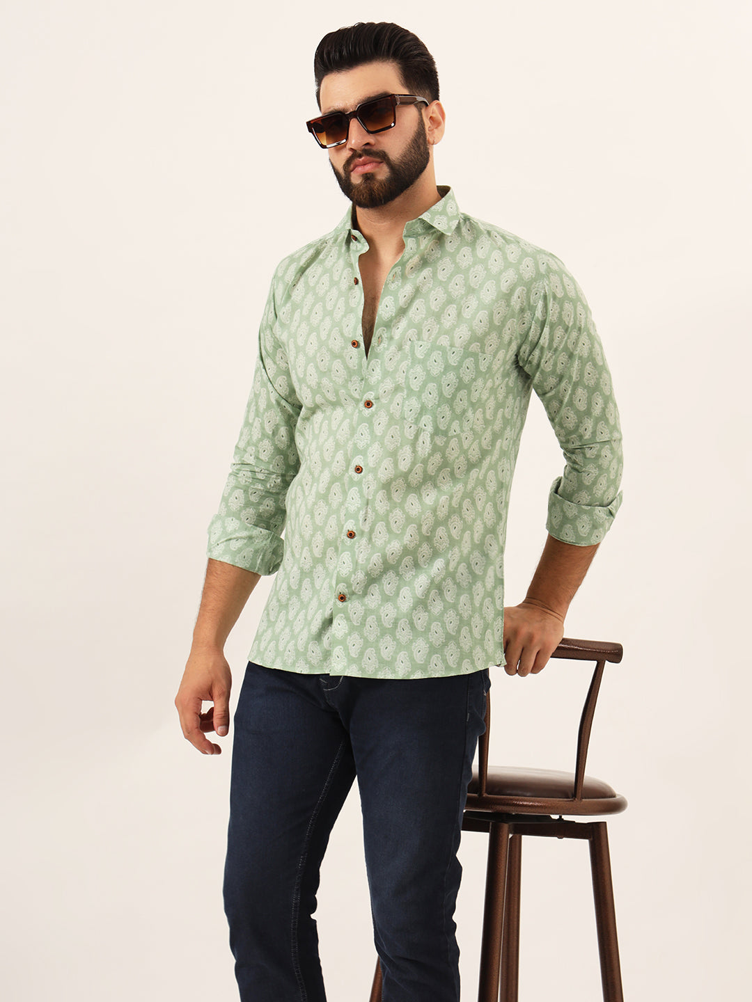 MILLENNIAL MEN Green Paisley Print Pure Cotton Regular Fit Casual Shirt