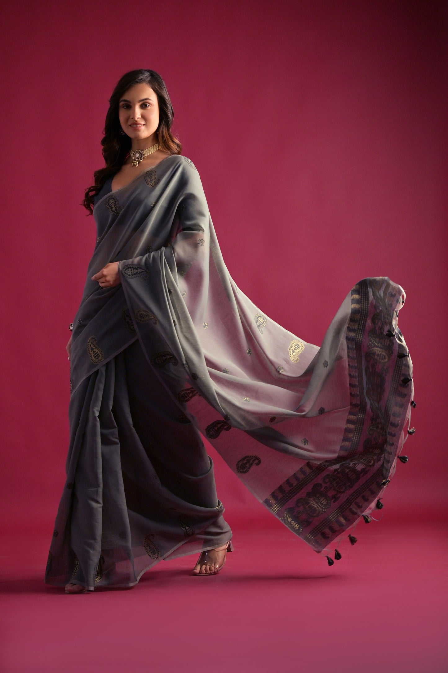 Grey Mul mul Cotton Keri Woven Artisan saree