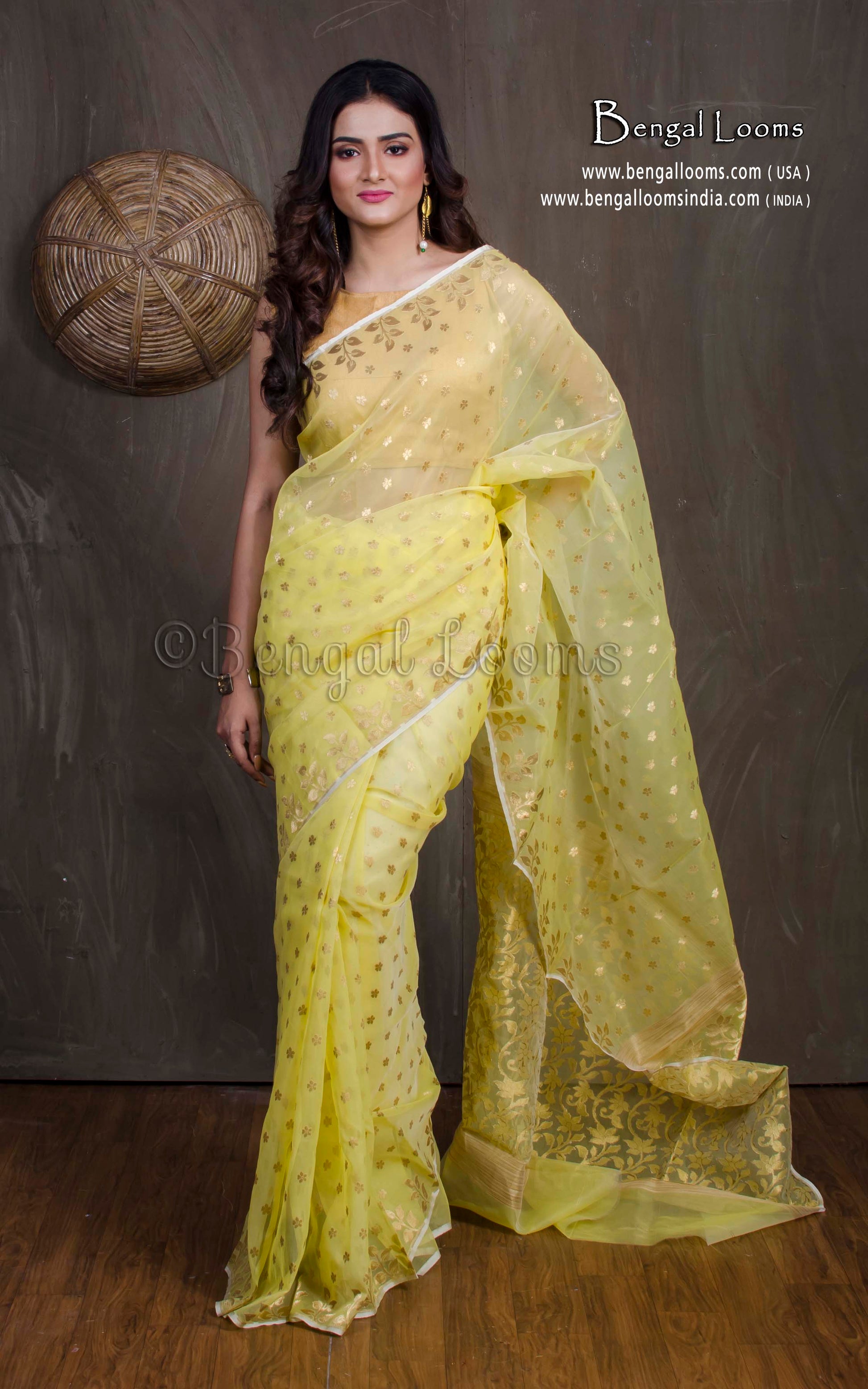 Belpata Nakshi Muslin Jamdani Saree in Lemon Yellow and Gold