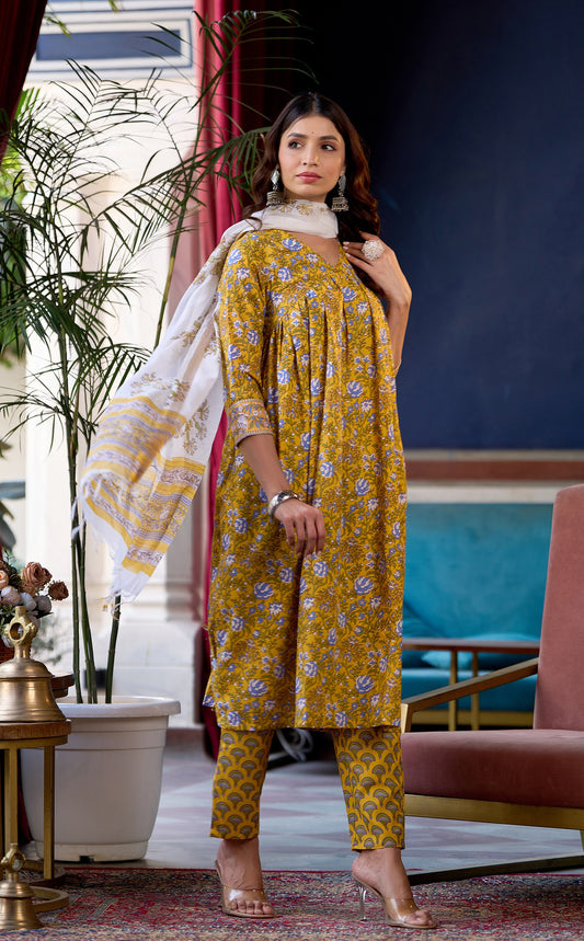 Mumtaz Women Yellow Printed Viscose Rayon Kurta, Pant And Dupatta Set