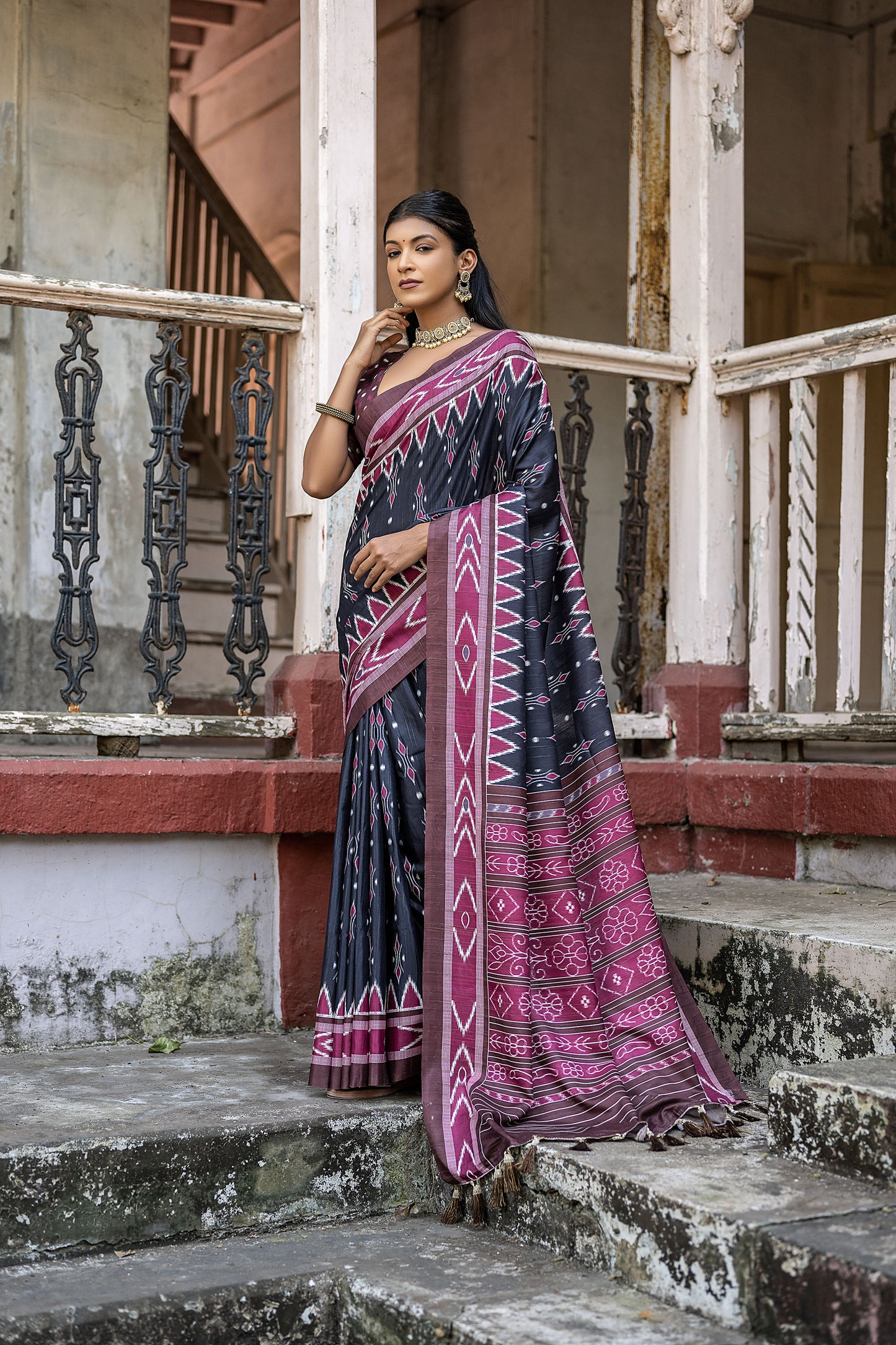 Black Niyti Cotton Silk Zari woven Saree