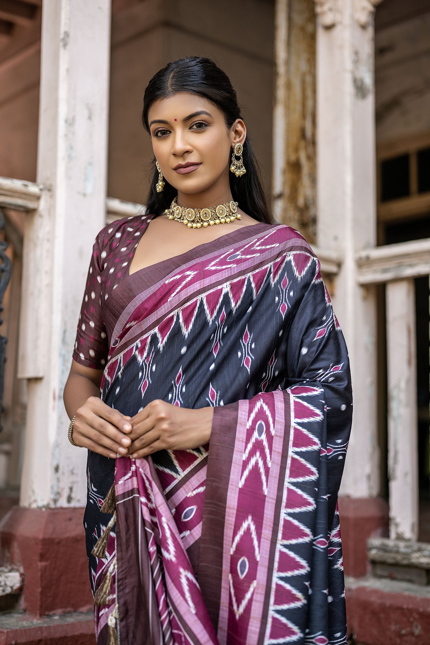 Black Niyti Cotton Silk Zari woven Saree