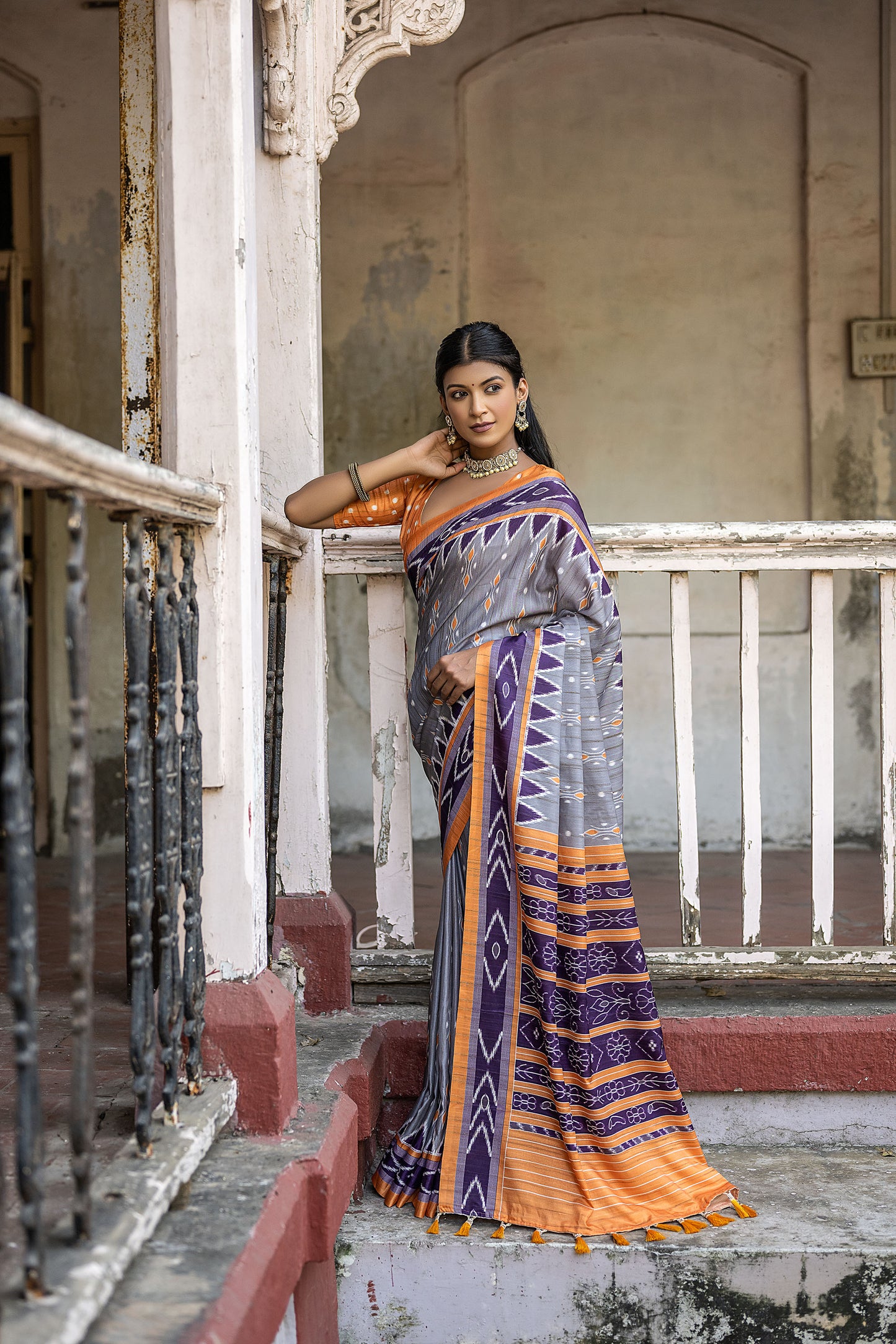 Grey Niyti Cotton Silk Zari woven Saree