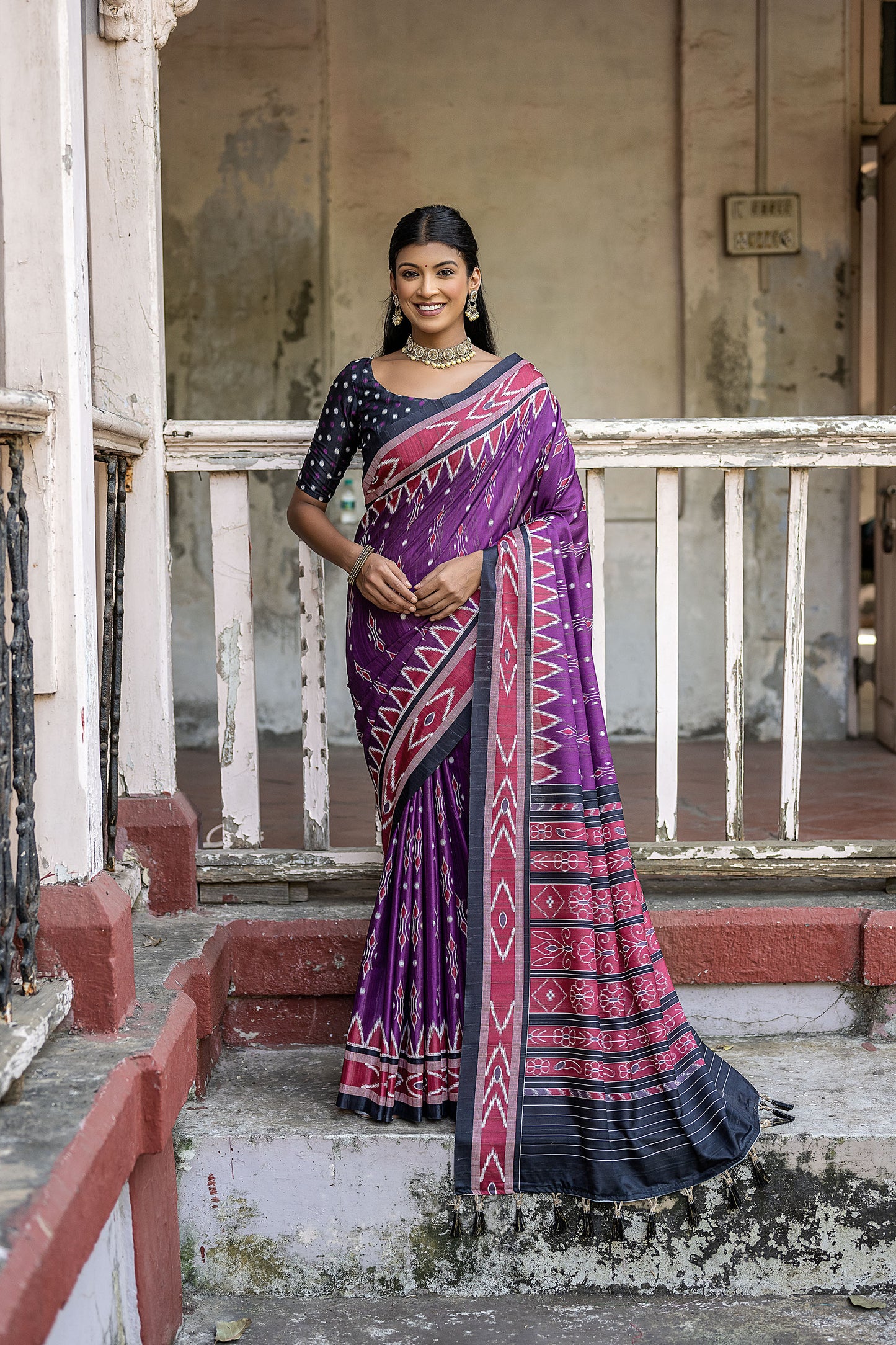 Wine Niyti Cotton Silk Zari woven Saree