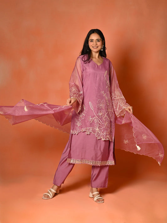 Embroidered Roman Serenity Kurta Set