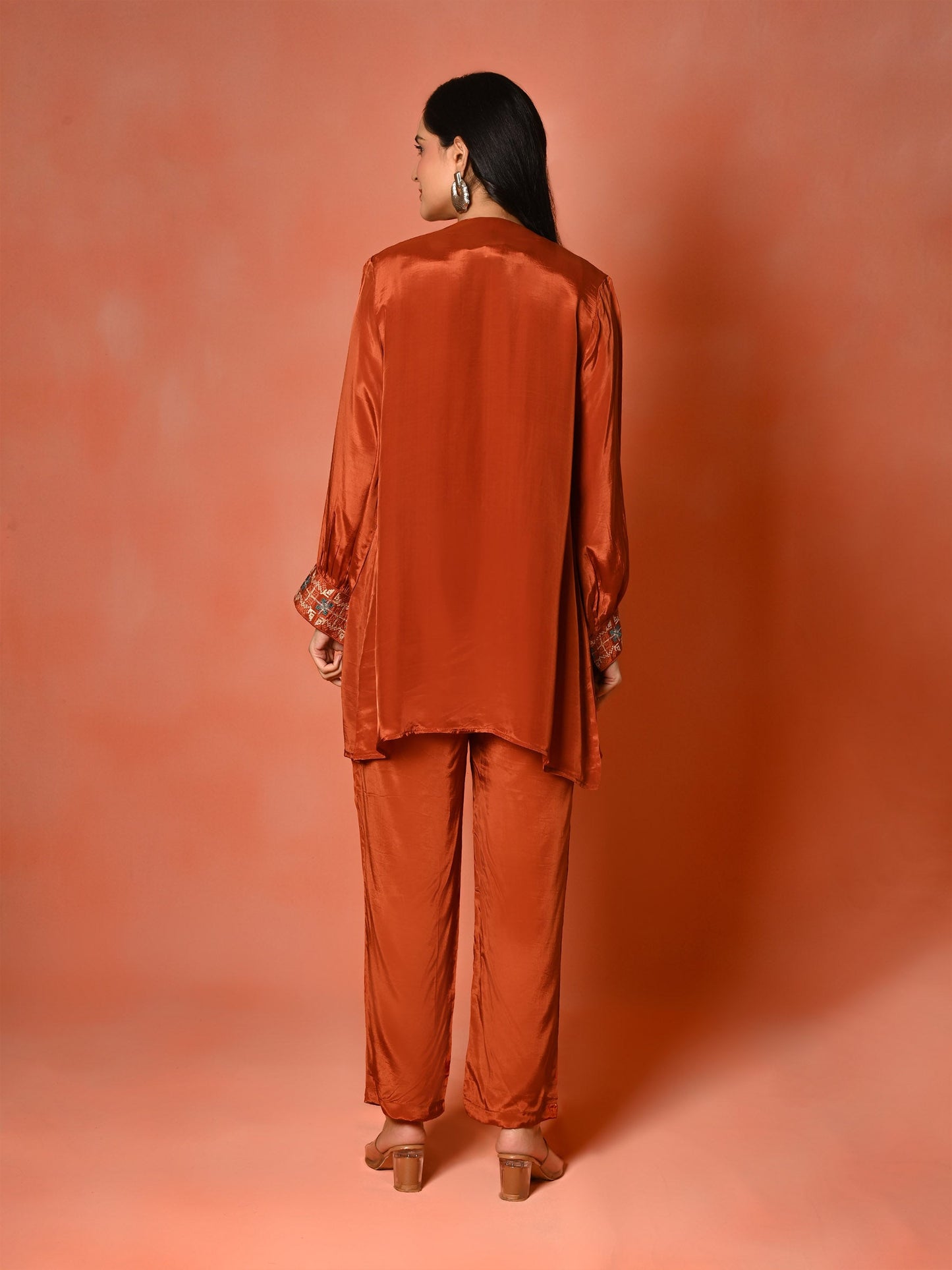 Cocoa Aura Butter Crepe Kaftan Set