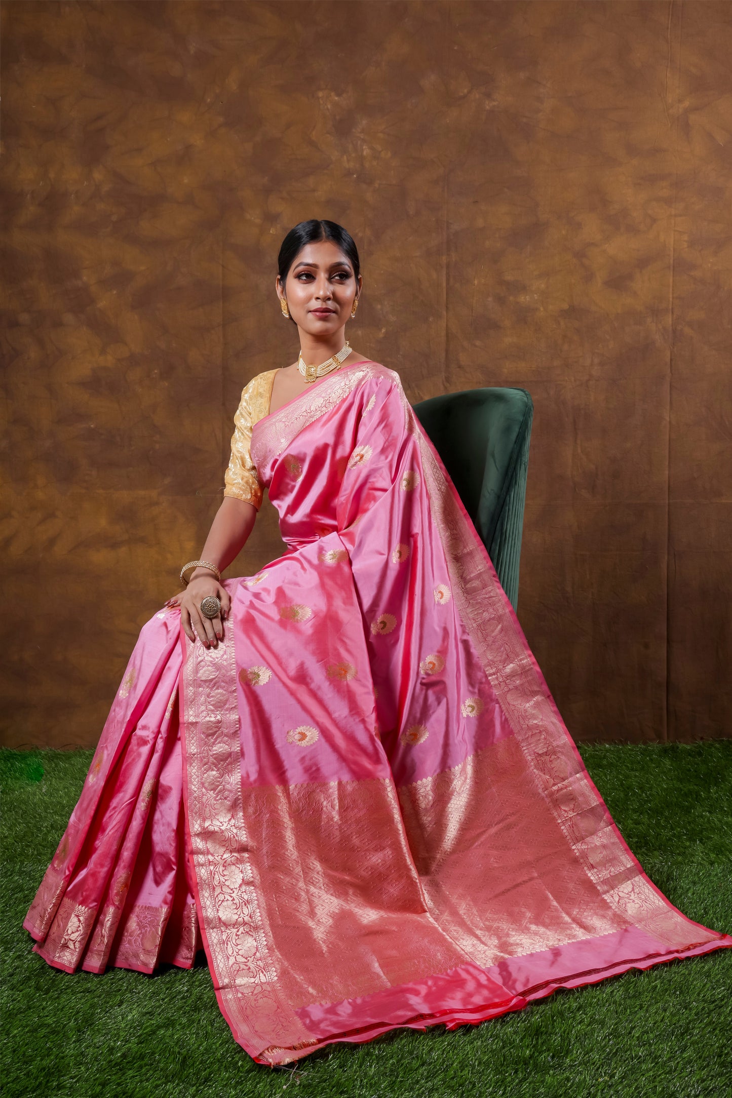 Pink Handwoven Kadwa Katan Silk Saree - Panaya