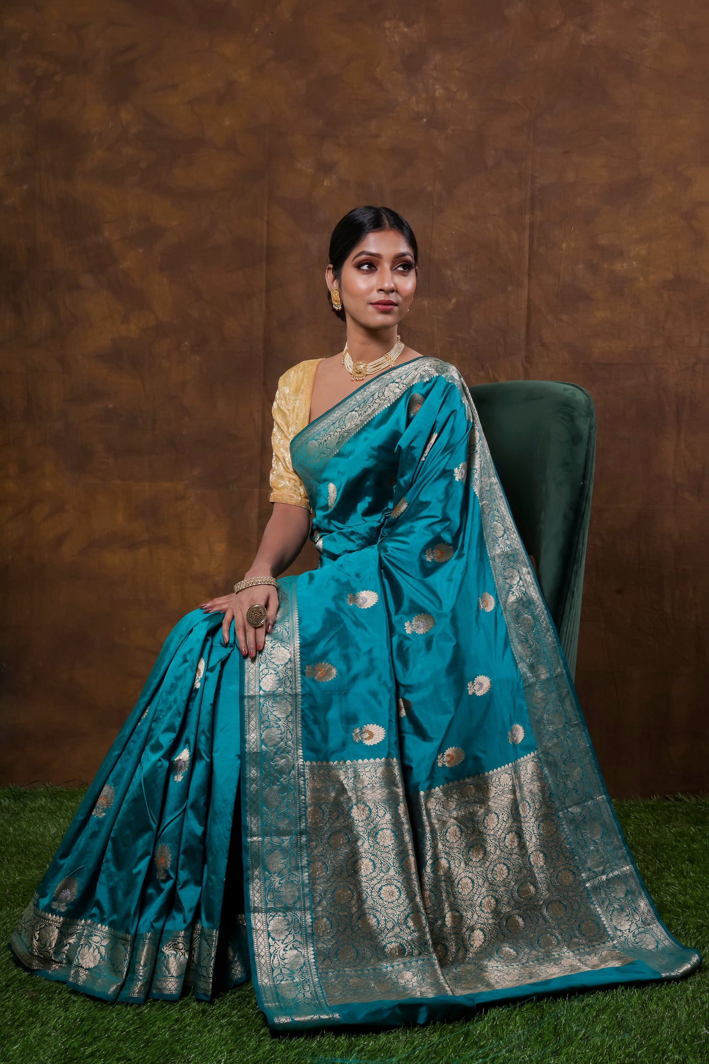 Turquoise Blue Handwoven Kadwa Katan Silk Saree - Panaya