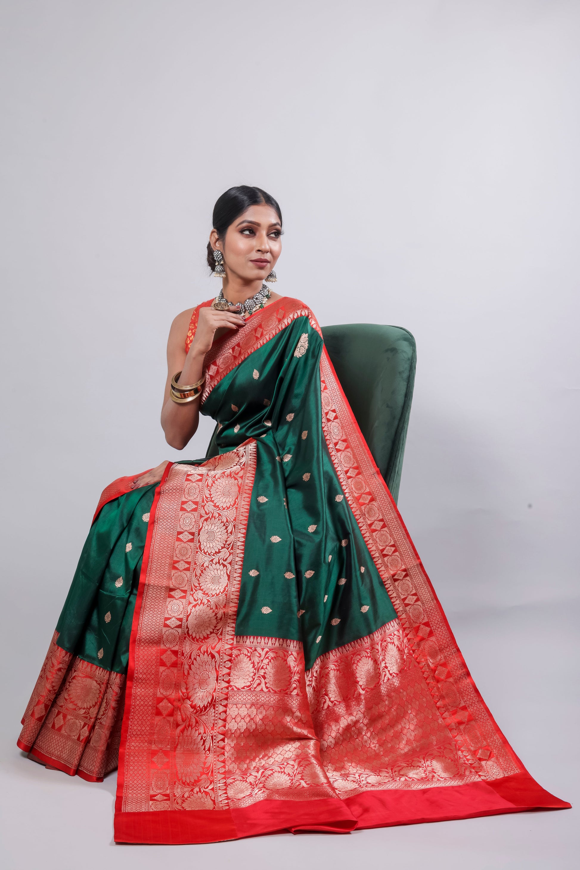 Green Handwoven Kadwa Katan Pure Silk Saree - Panaya