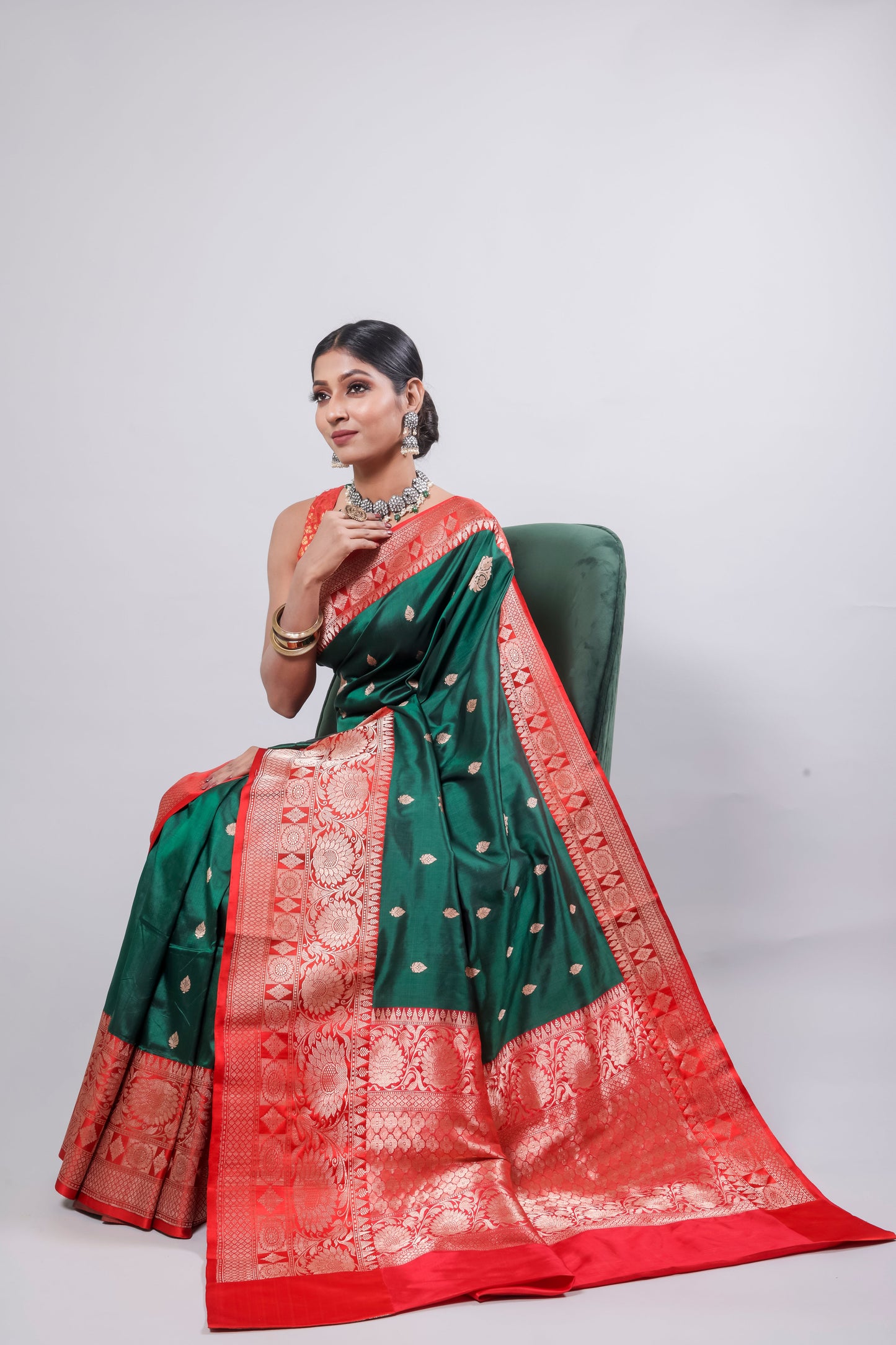 Green Handwoven Kadwa Katan Pure Silk Saree - Panaya