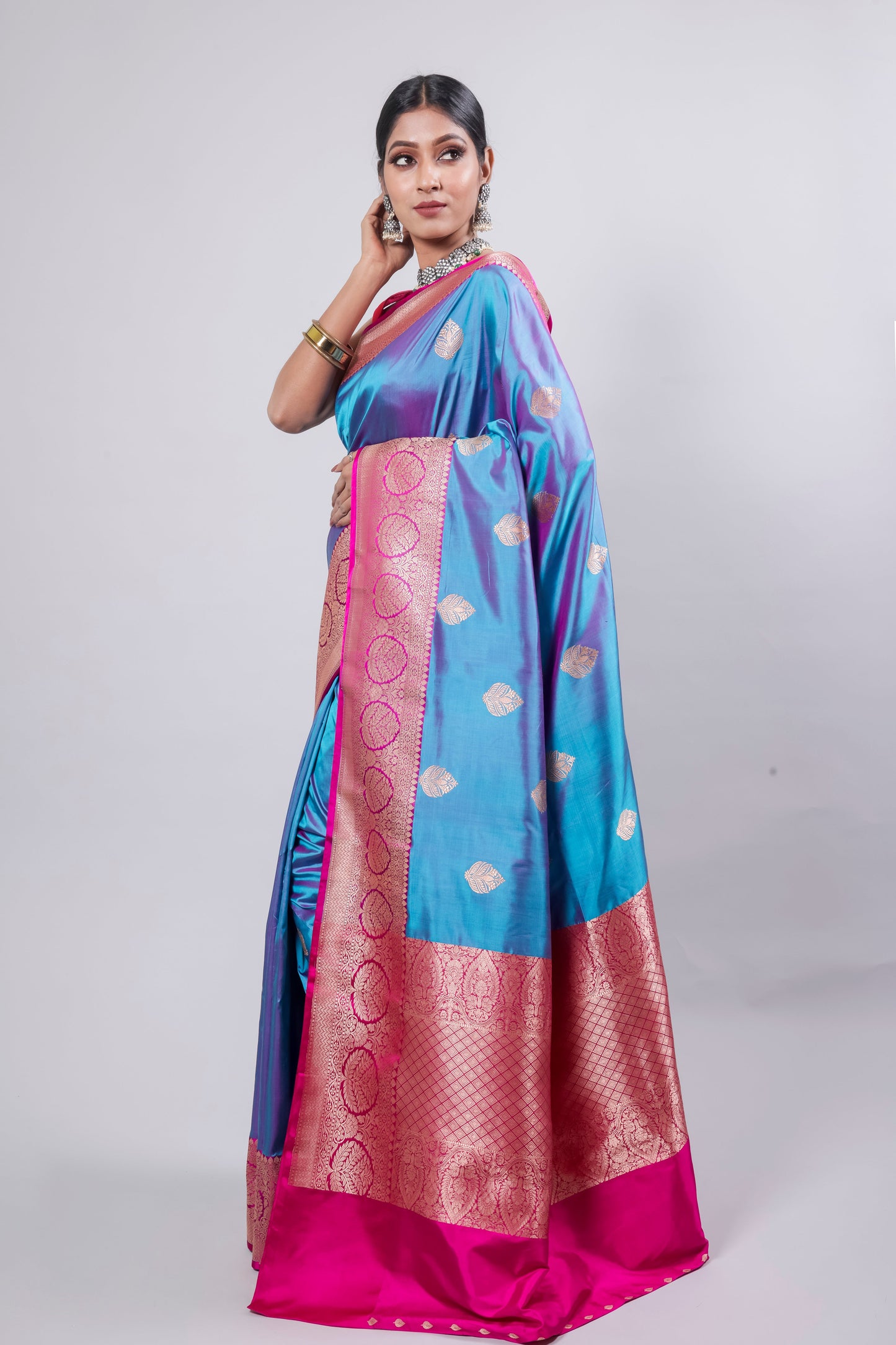 Sky Blue Handwoven Kadwa Katan Pure Silk Saree - Panaya