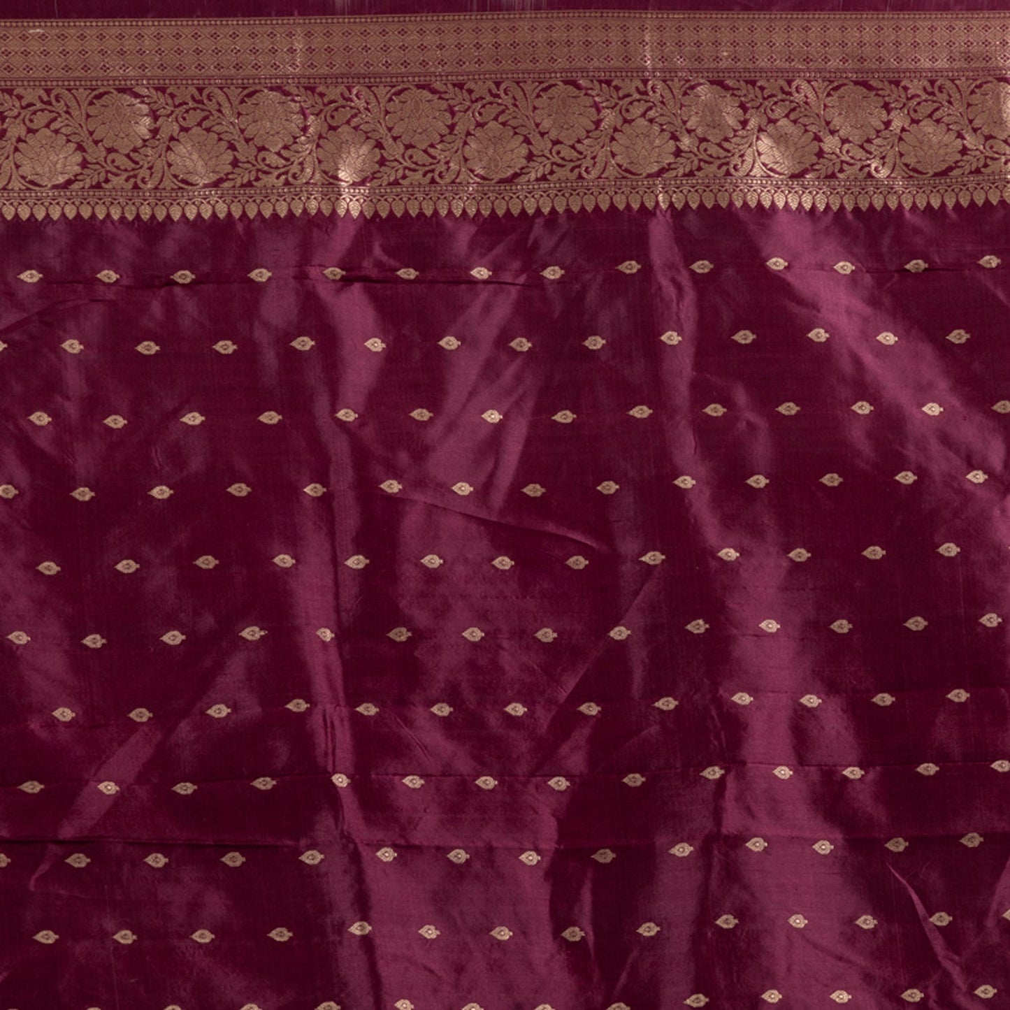 Grey Handwoven Kadwa Katan Silk Saree - Panaya