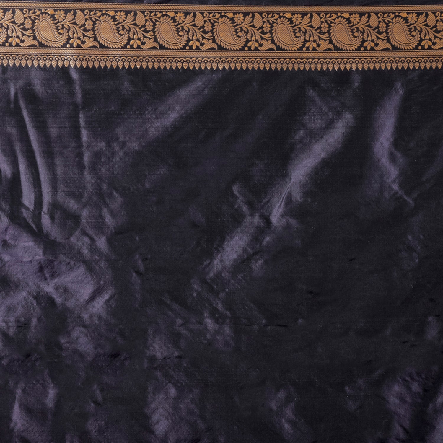 Slate Grey Handwoven Kadwa Katan Silk Saree - Panaya