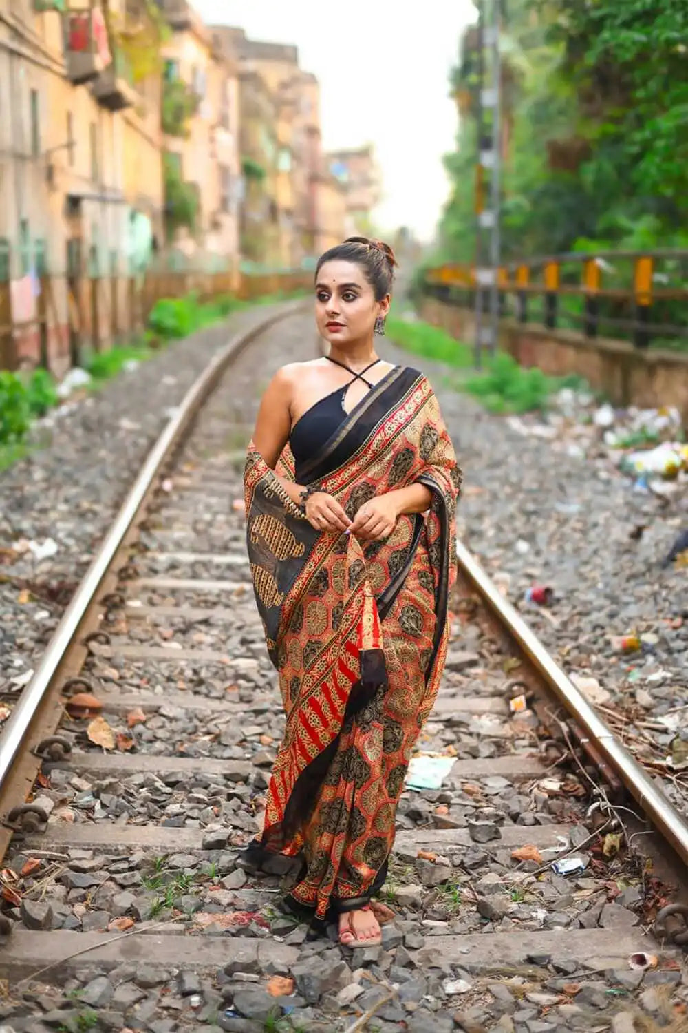 Handloom Red & Black Floral Block Print Saree