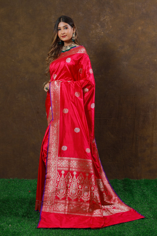 Red Handwoven Kadwa Katan Silk Saree - Panaya