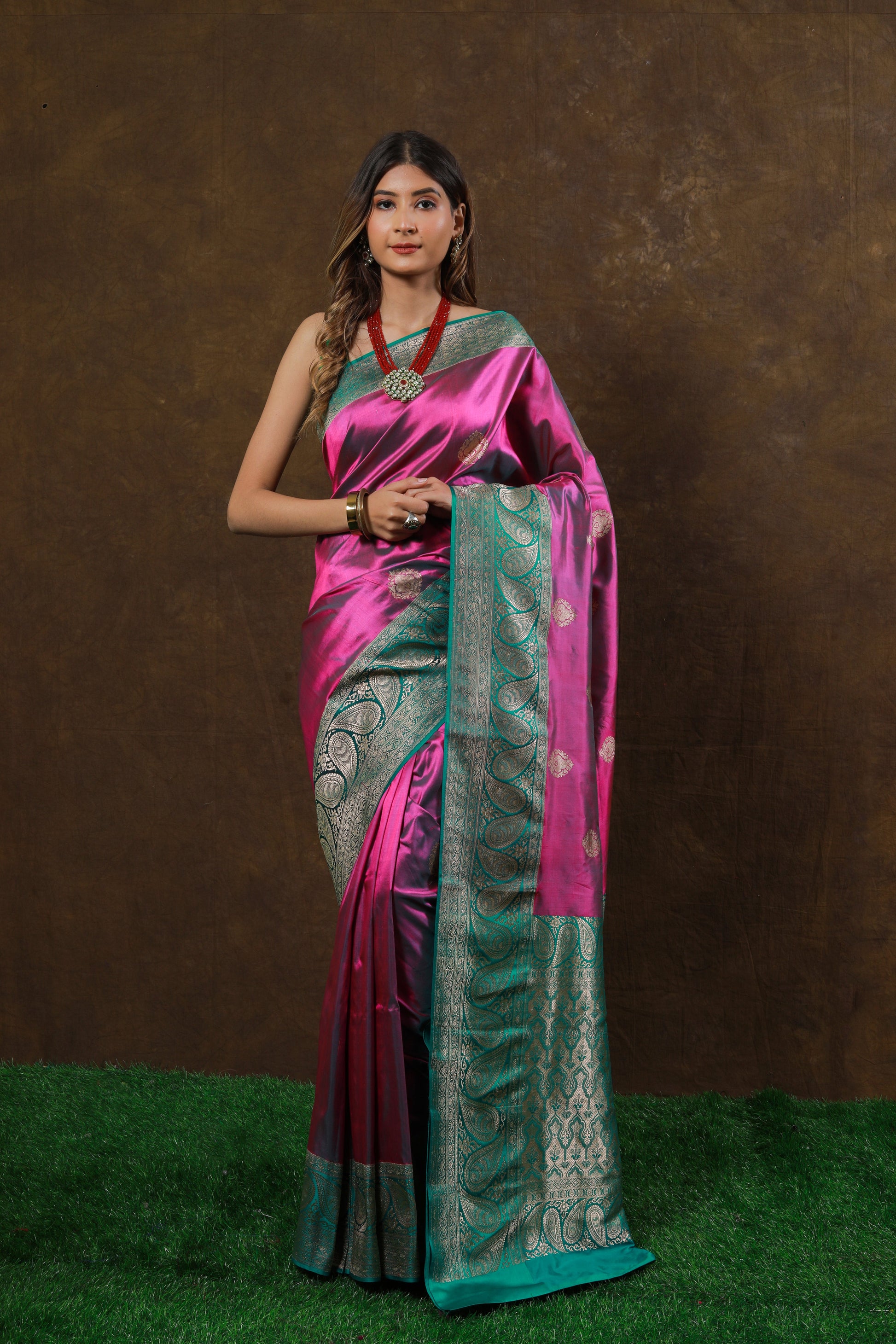 Magenta Handwoven Kadwa Katan Pure Silk Saree - Panaya