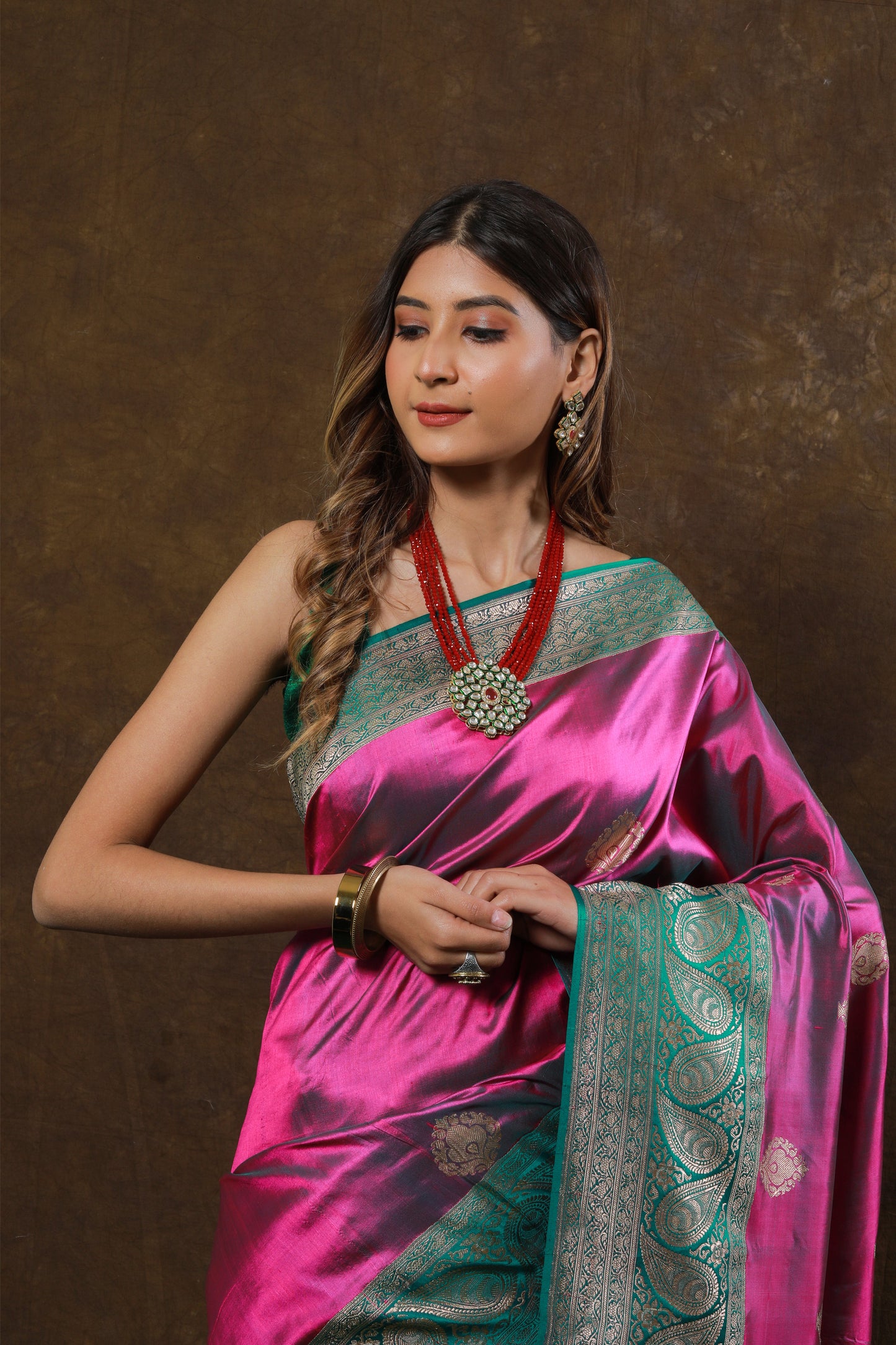 Magenta Handwoven Kadwa Katan Pure Silk Saree - Panaya