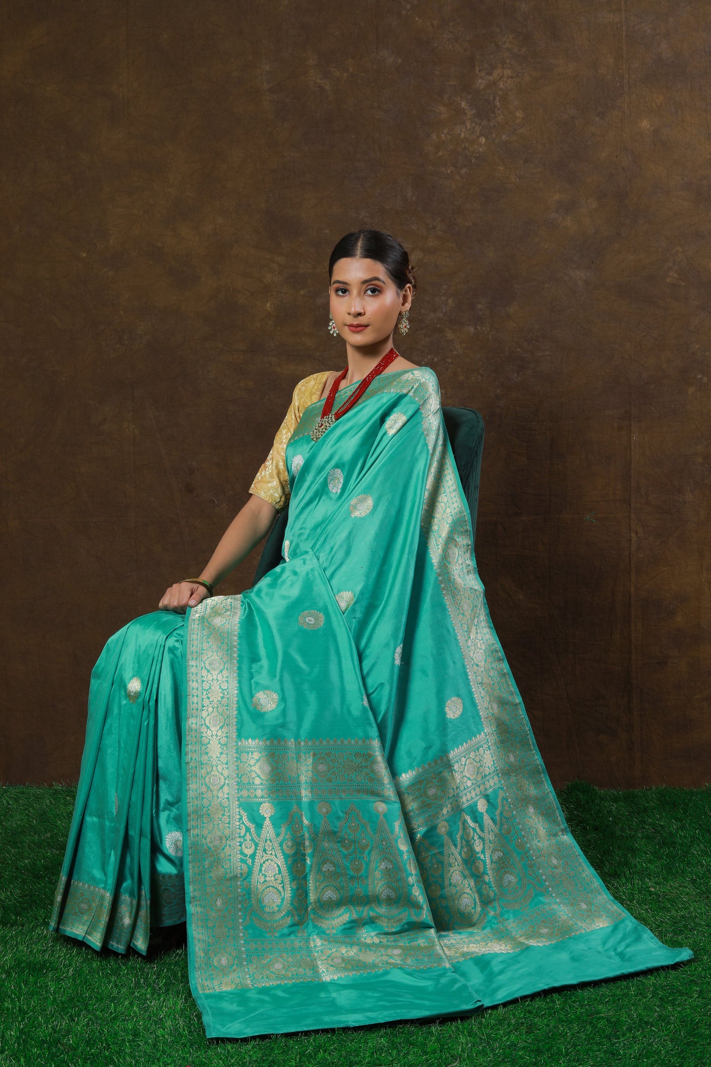 Light Green Handwoven Kadwa Katan Silk Saree - Panaya