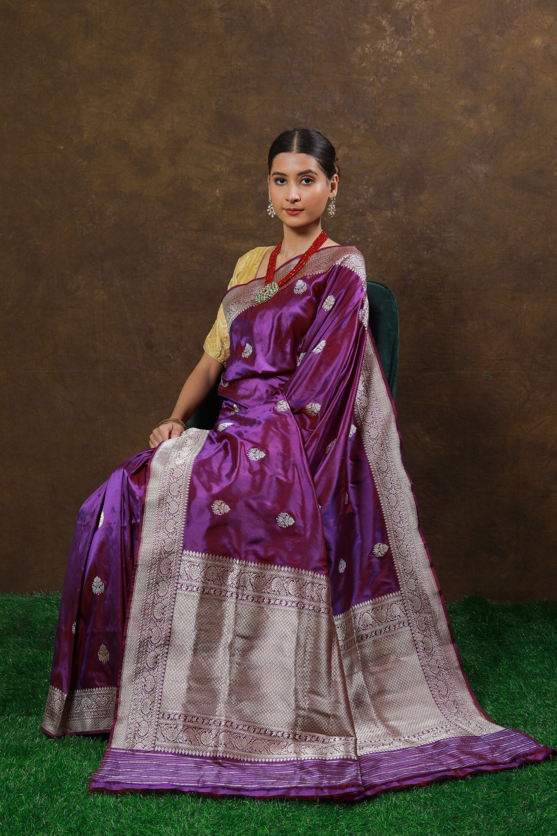 Purple Handwoven Kadwa Katan Silk Saree - Panaya